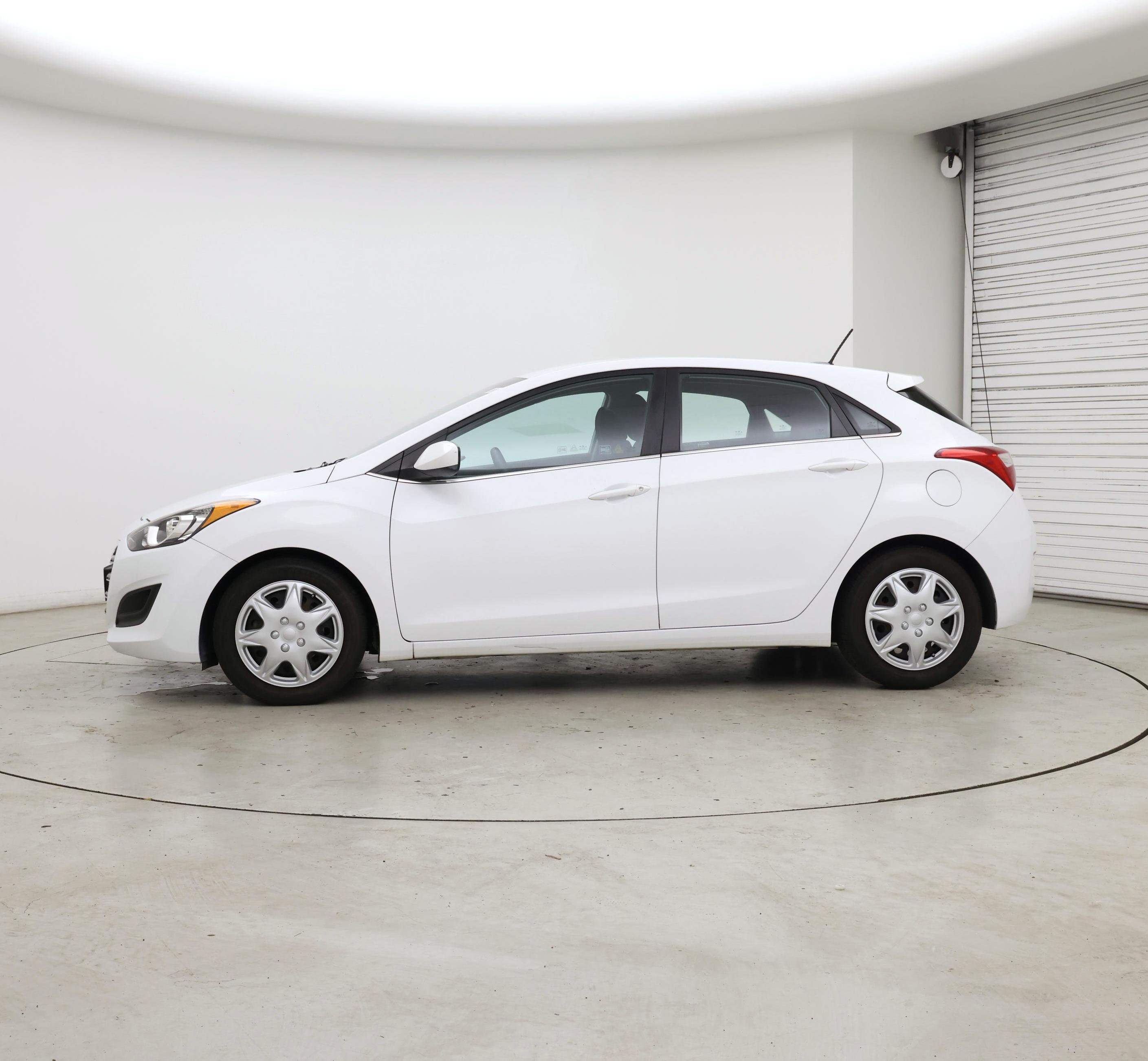 Thumbnail: 2017 Hyundai Elantra - 3