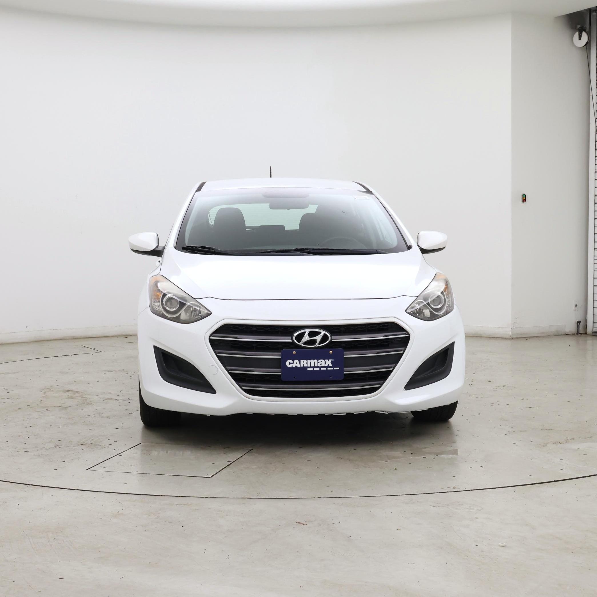 Thumbnail: 2017 Hyundai Elantra - 5