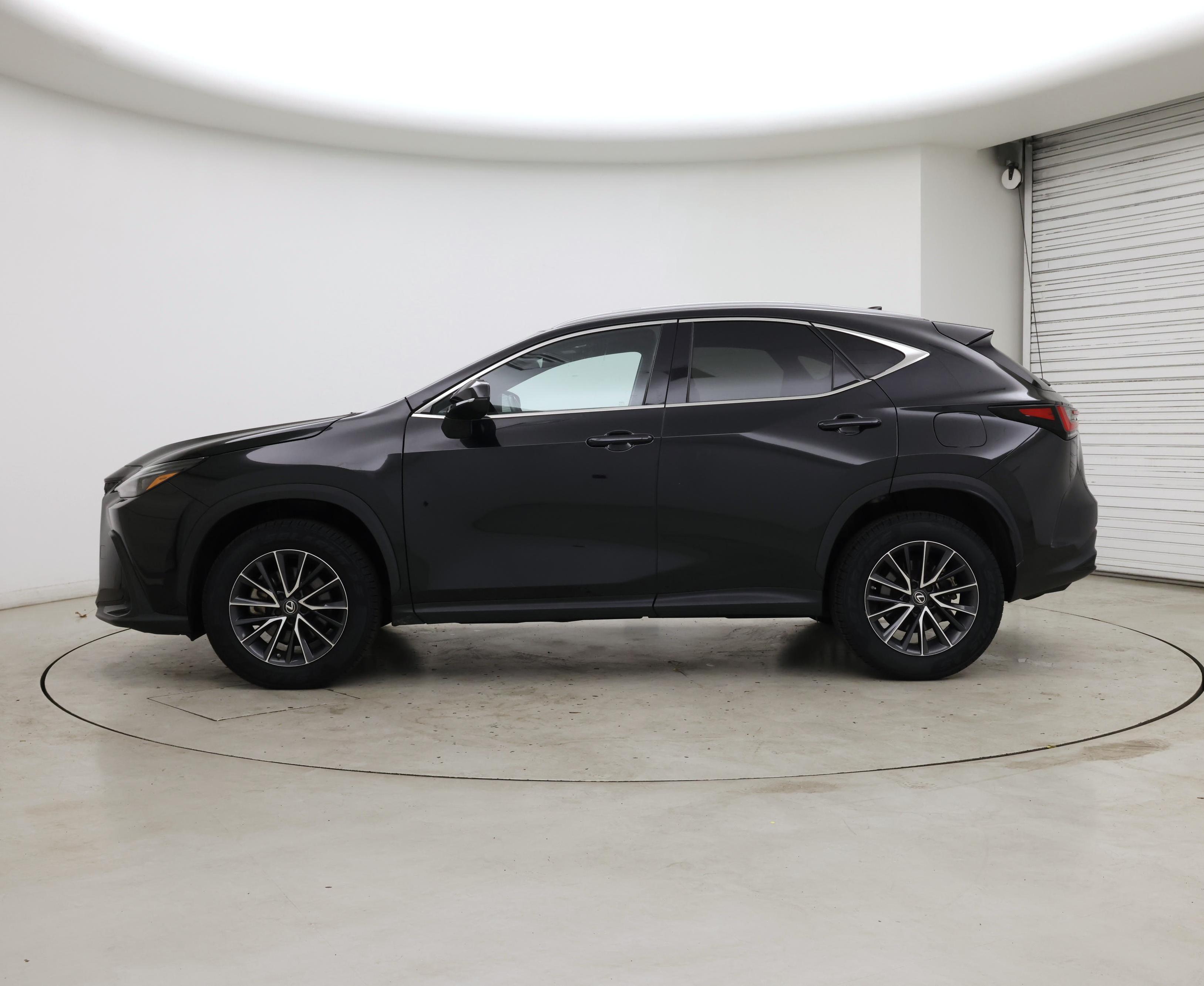 Thumbnail: 2022 Lexus NX - 3