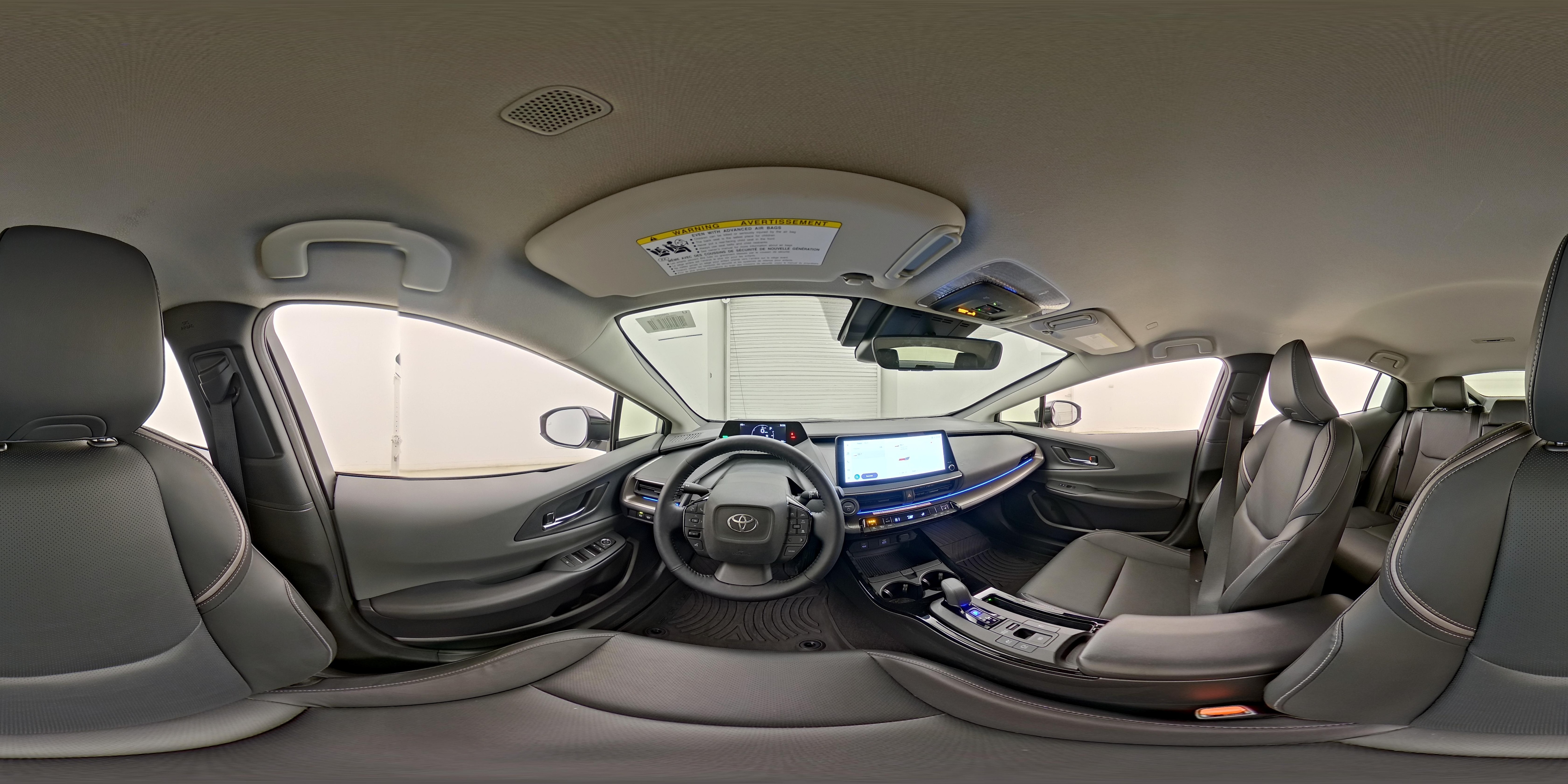 2026 Toyota Prius XLE - Photo 25