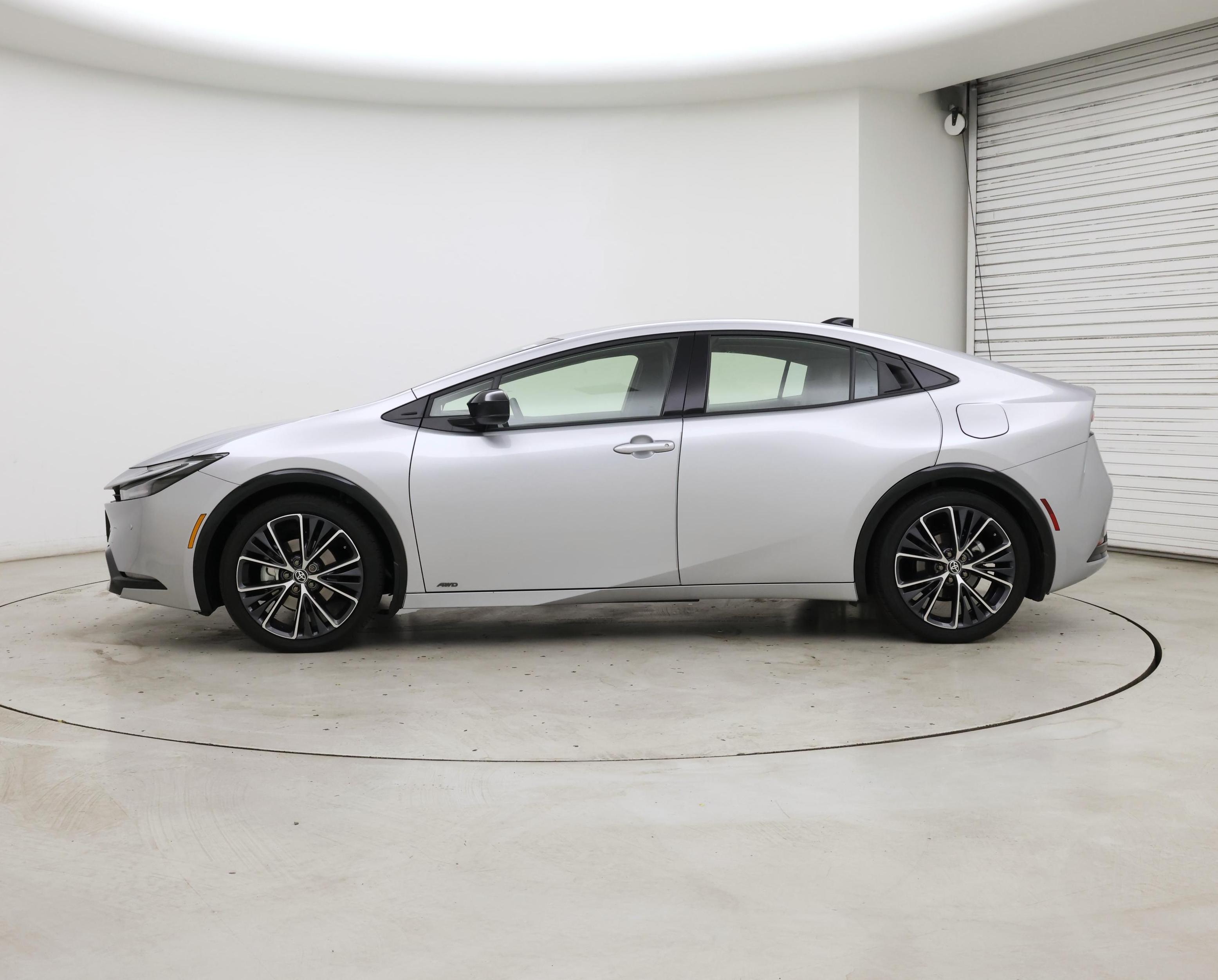 Thumbnail: 2026 Toyota Prius - 3