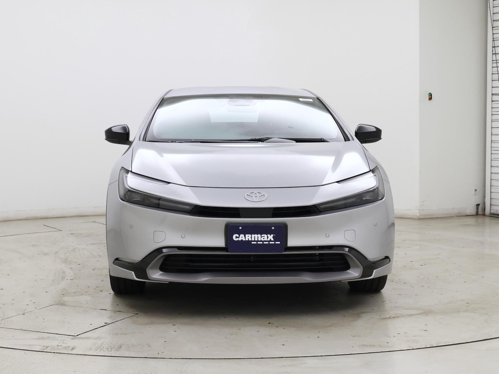 2026 Toyota Prius XLE - Photo 6