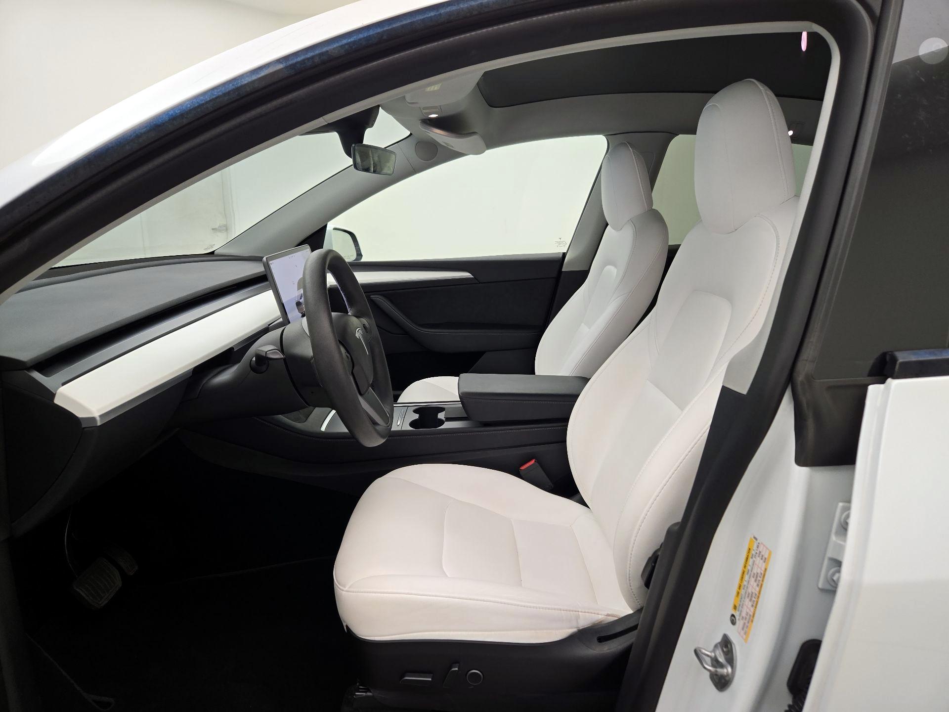 Thumbnail: 2022 Tesla Model Y - 11