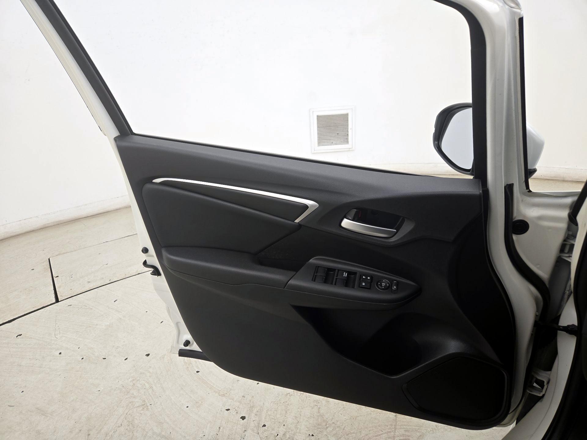 Thumbnail: 2017 Honda Fit - 12