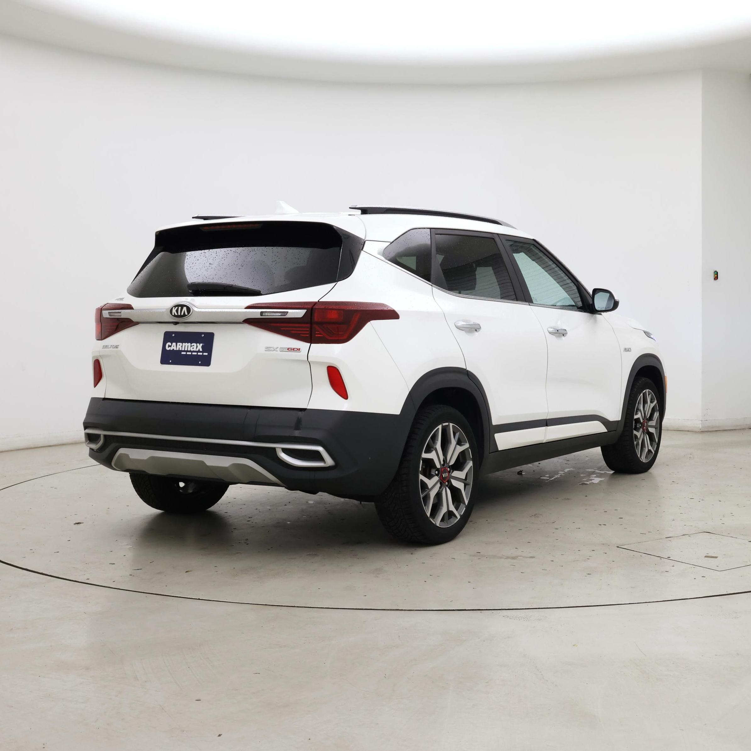 Thumbnail: 2021 Kia Seltos - 8