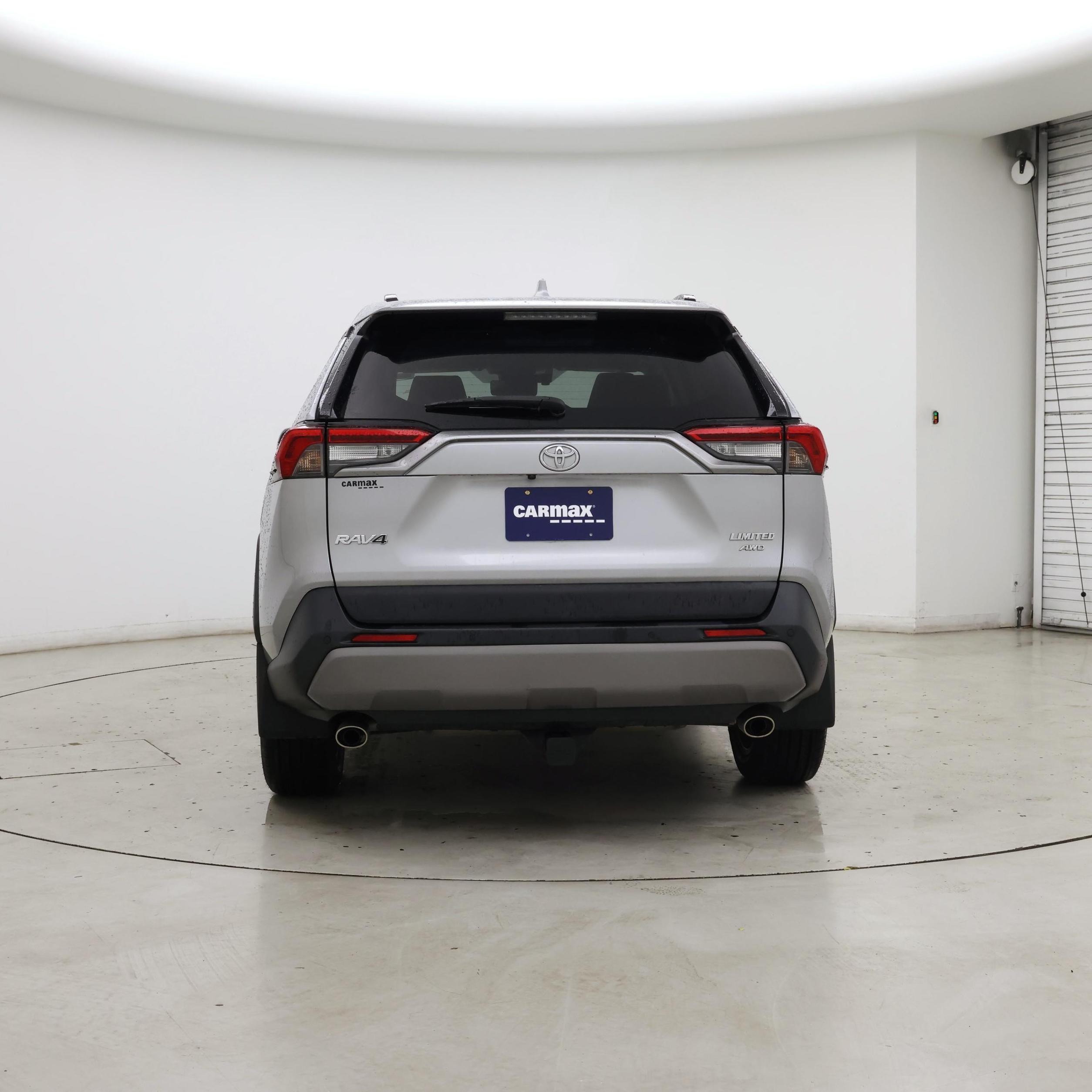 Thumbnail: 2019 Toyota RAV4 - 6