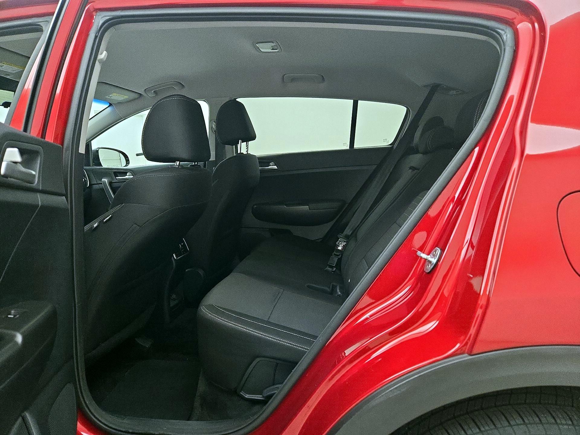 Thumbnail: 2021 Kia Sportage - 19