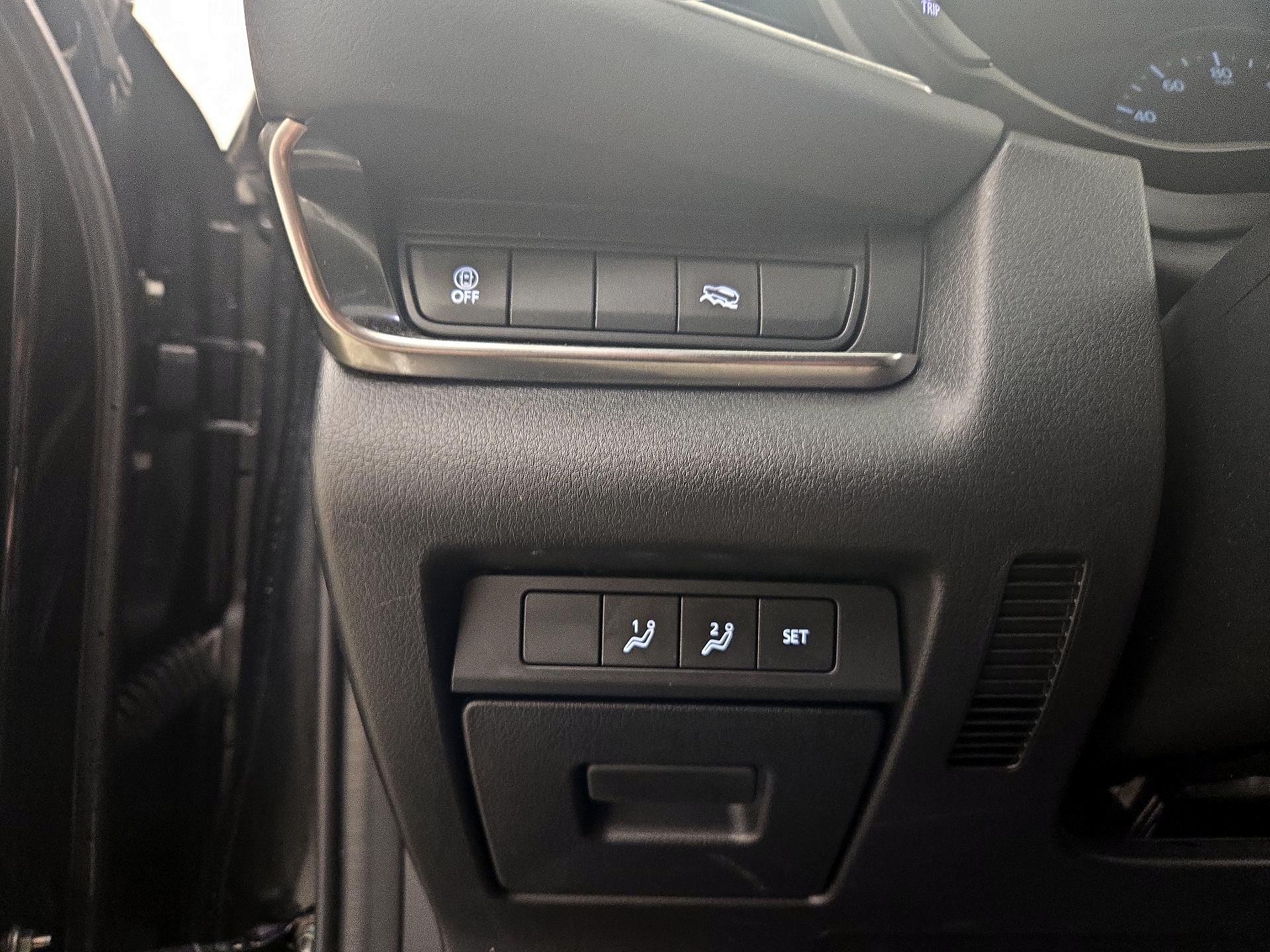 Thumbnail: 2023 Mazda CX-30 - 13