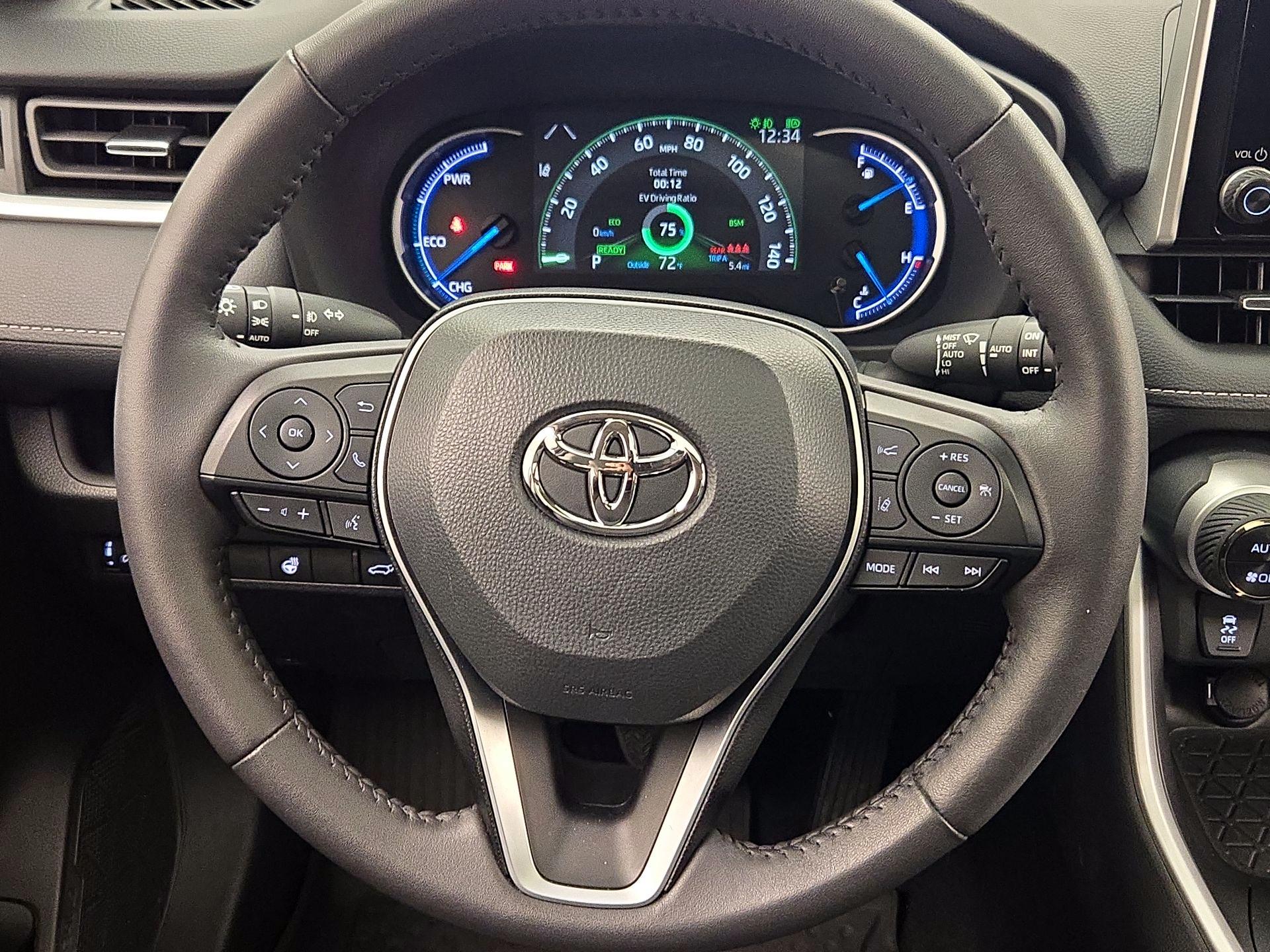 Thumbnail: 2024 Toyota RAV4 - 10