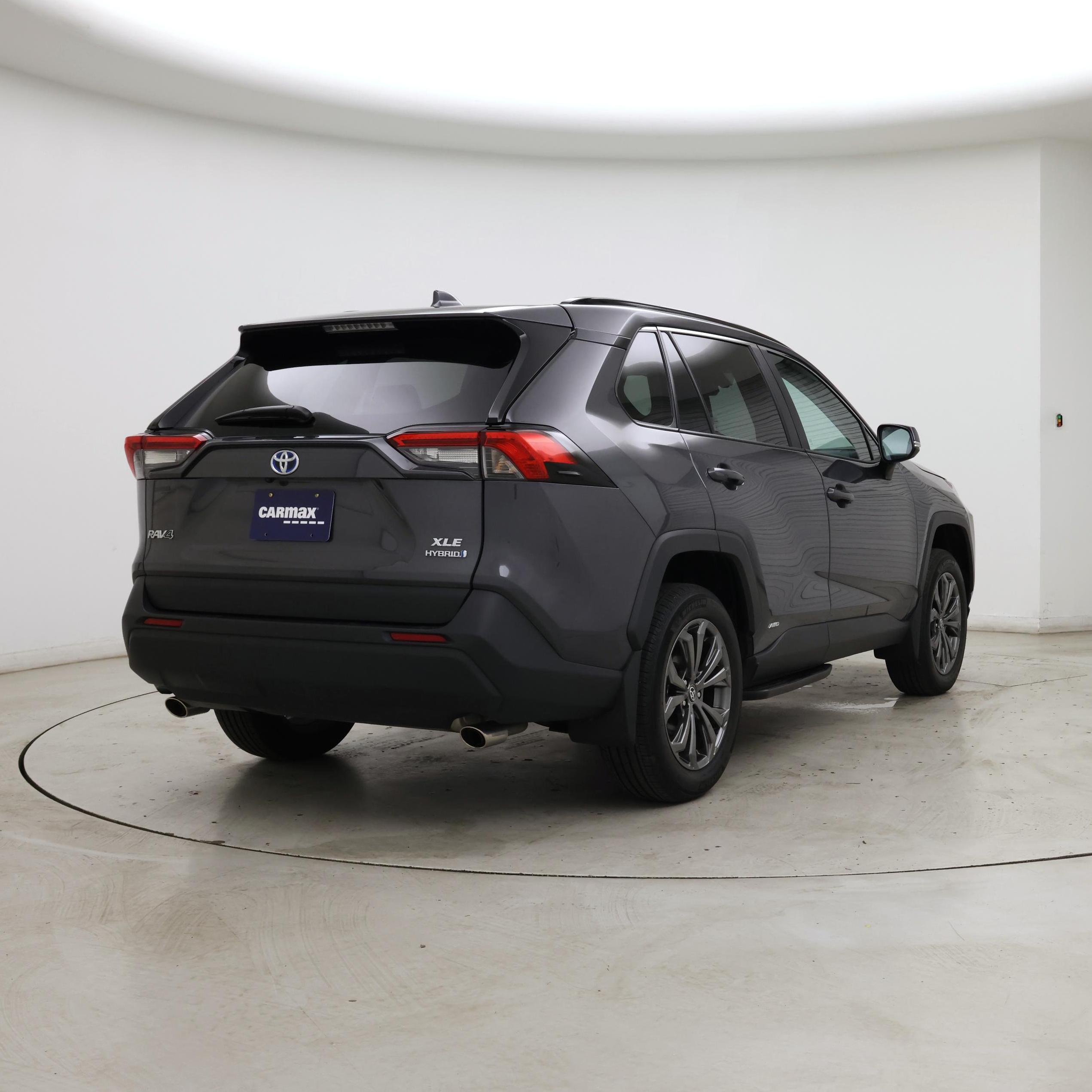 Thumbnail: 2024 Toyota RAV4 - 8