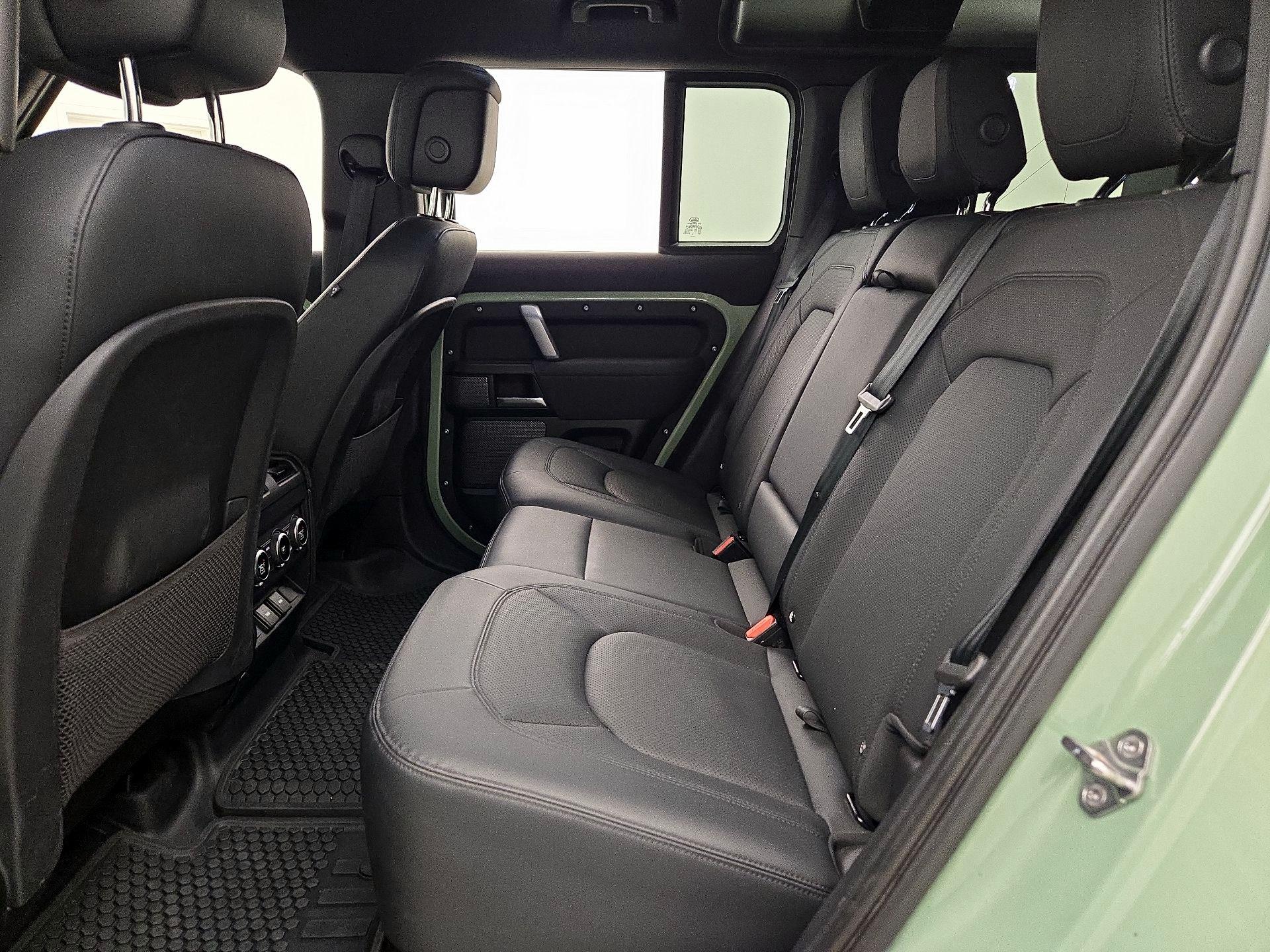 Thumbnail: 2023 Land Rover Defender - 19