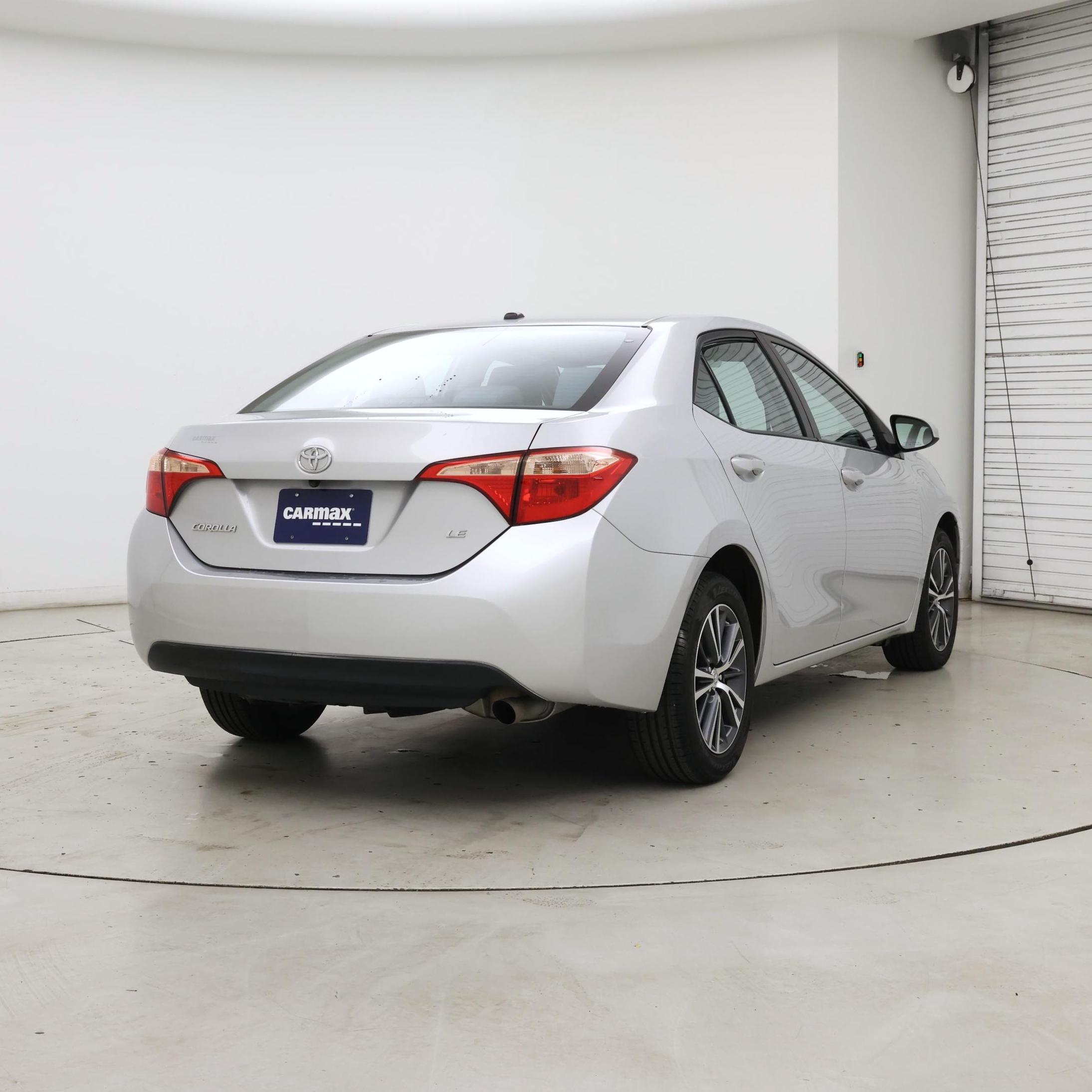 Thumbnail: 2018 Toyota Corolla - 8