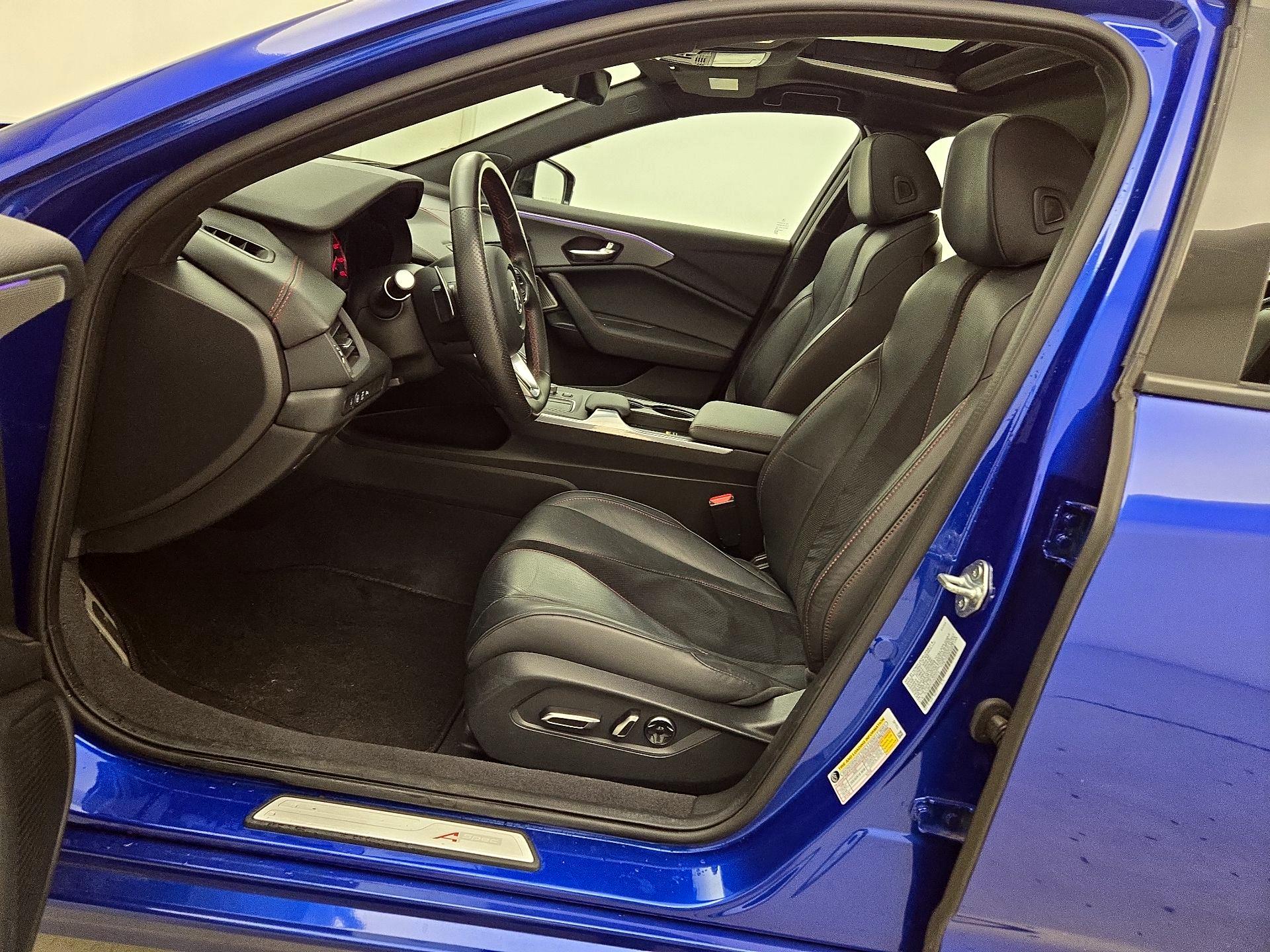 Thumbnail: 2023 Acura TLX - 11