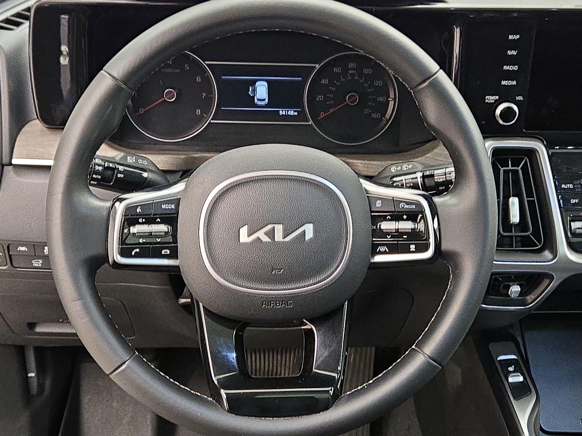 Thumbnail: 2022 Kia Sorento - 10