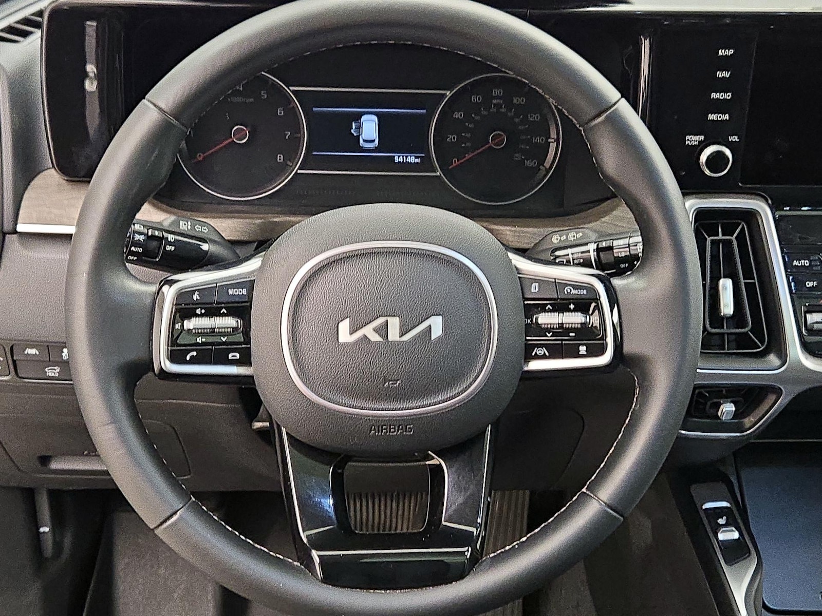 2022 Kia Sorento X-Line EX - Photo 11