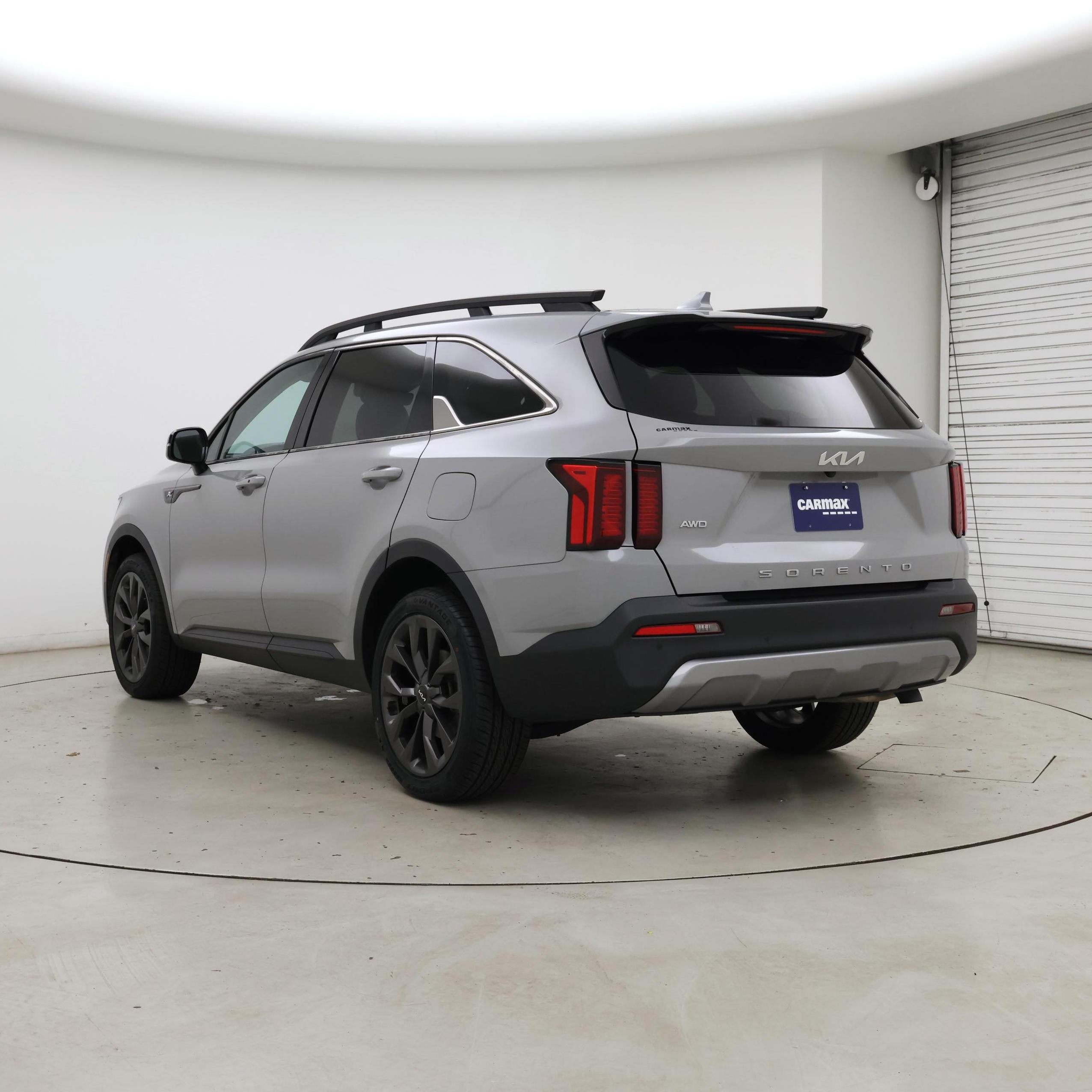 Thumbnail: 2022 Kia Sorento - 2