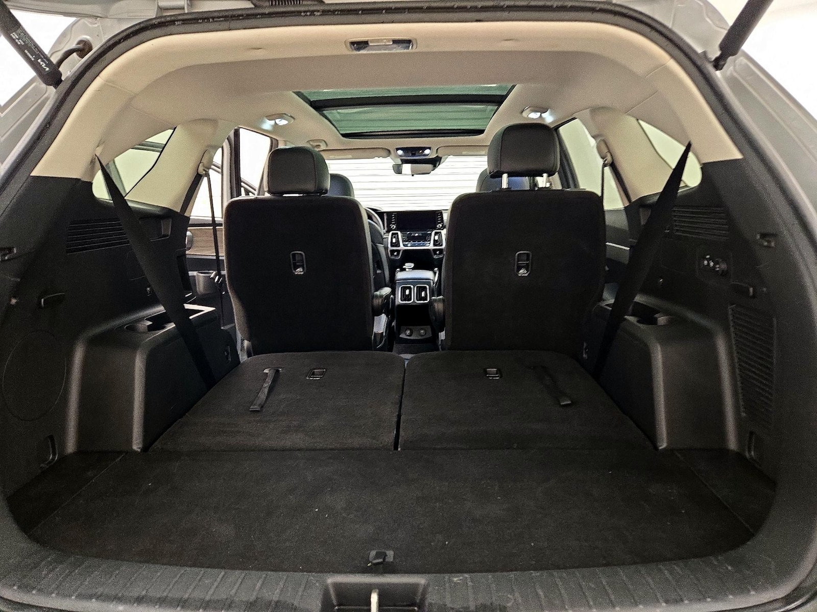 2022 Kia Sorento X-Line EX - Photo 24