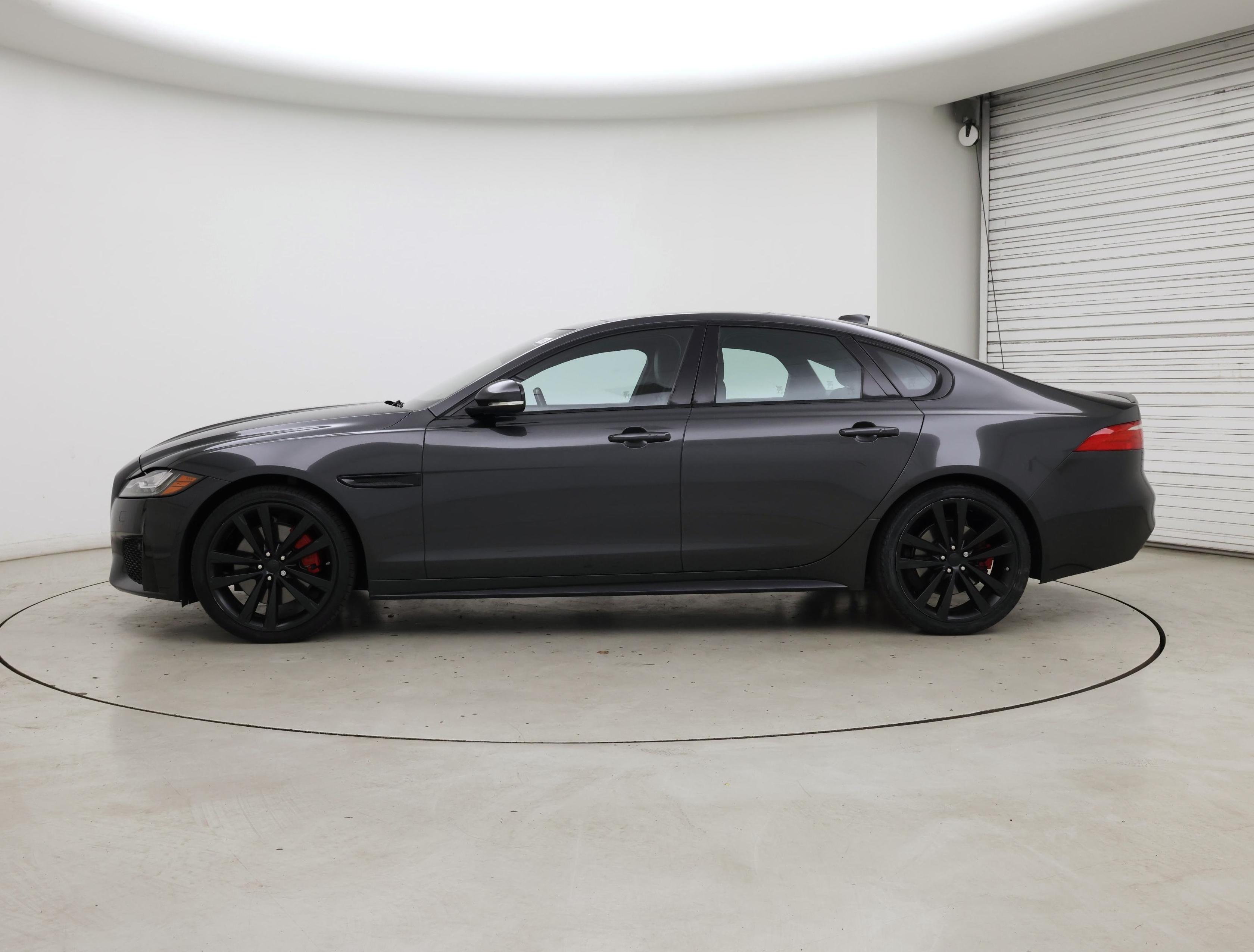 Thumbnail: 2016 Jaguar XF - 3