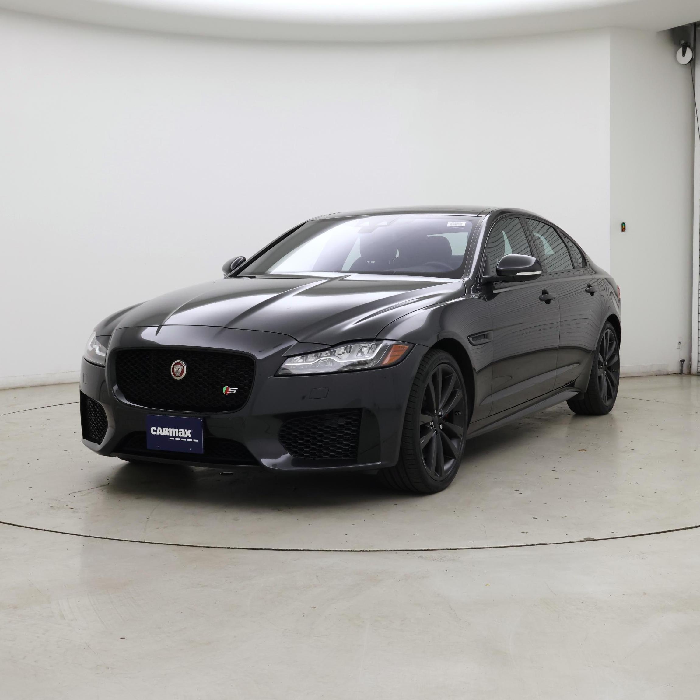 Thumbnail: 2016 Jaguar XF - 4