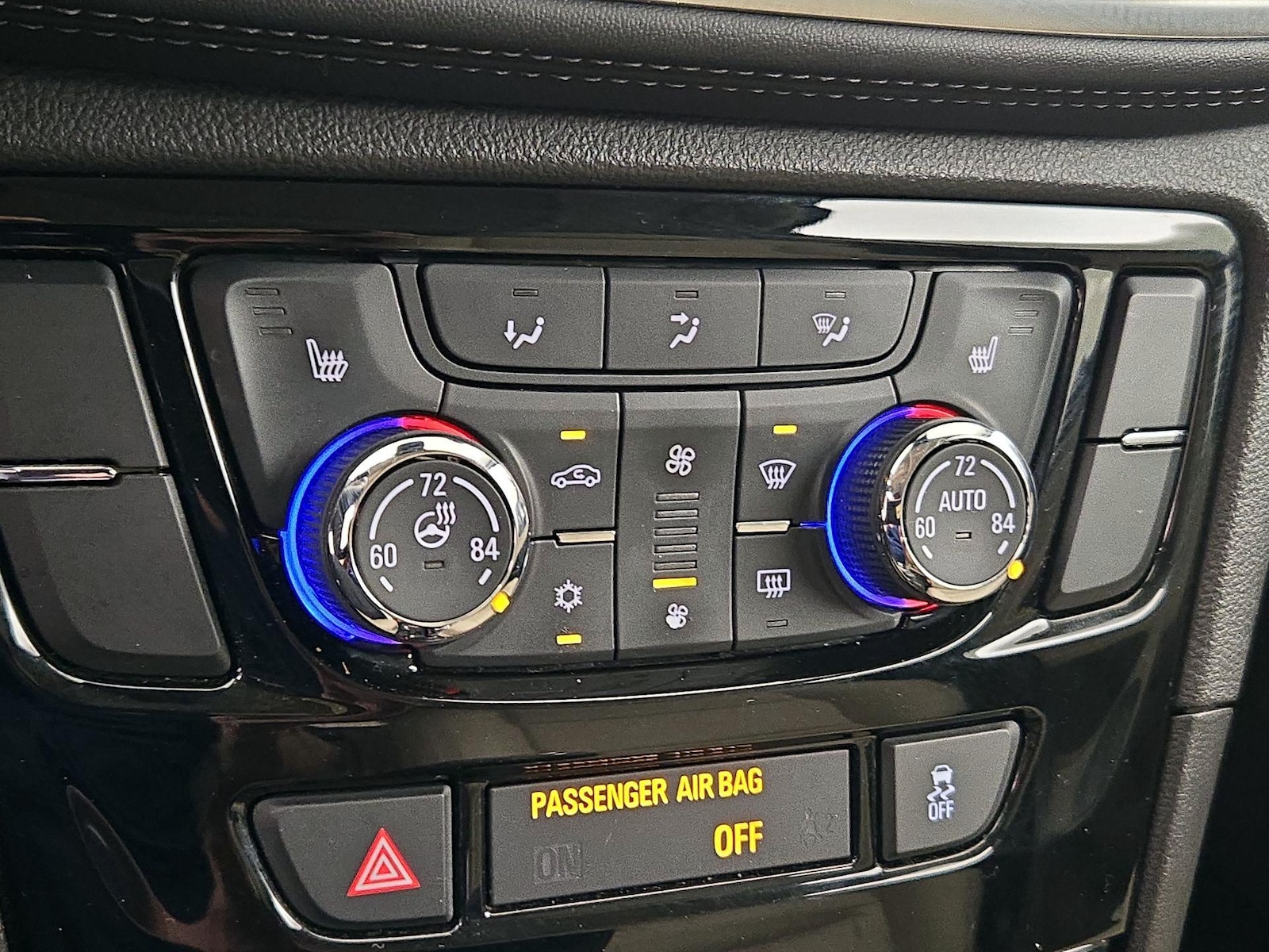 2017 Buick Encore Essence - Photo 15