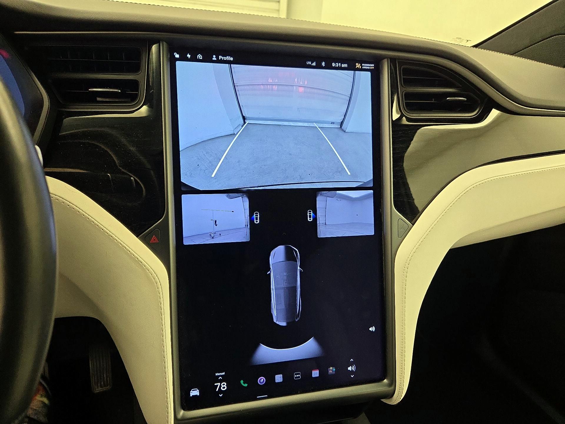 Thumbnail: 2020 Tesla Model X - 14