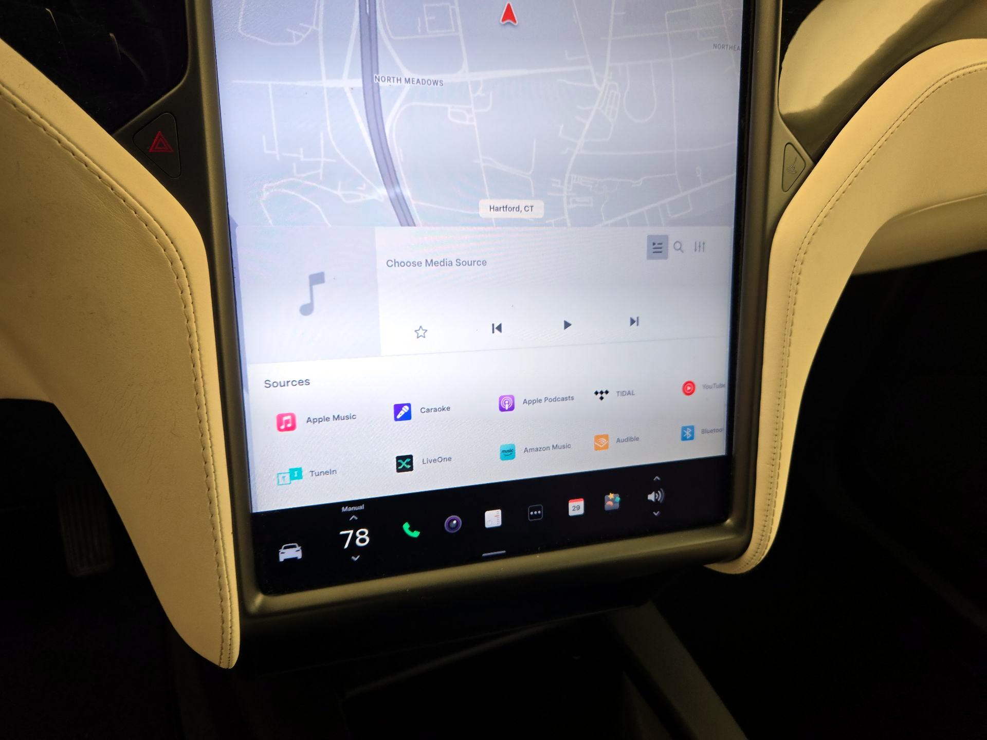 Thumbnail: 2020 Tesla Model X - 15