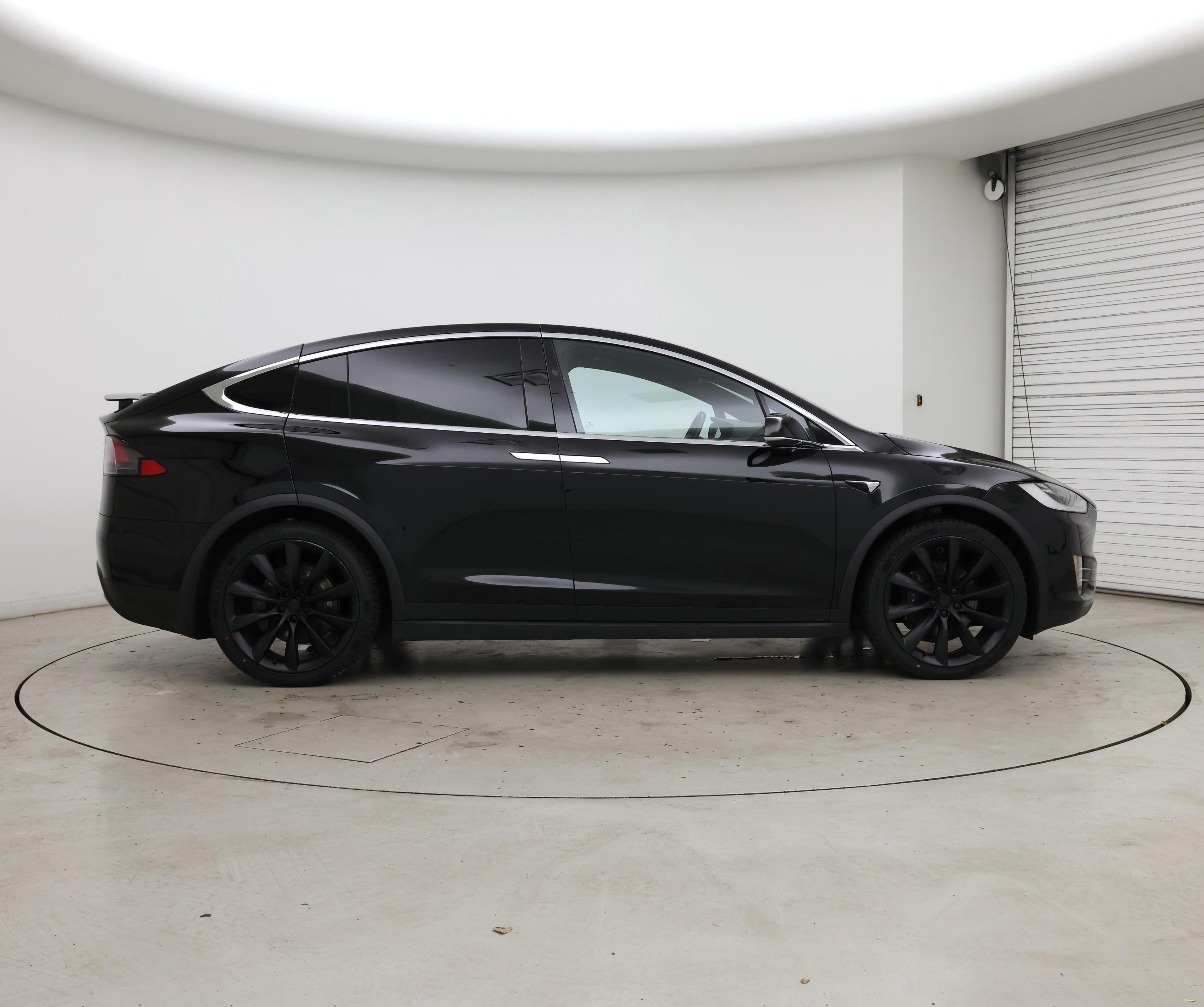 Thumbnail: 2020 Tesla Model X - 7