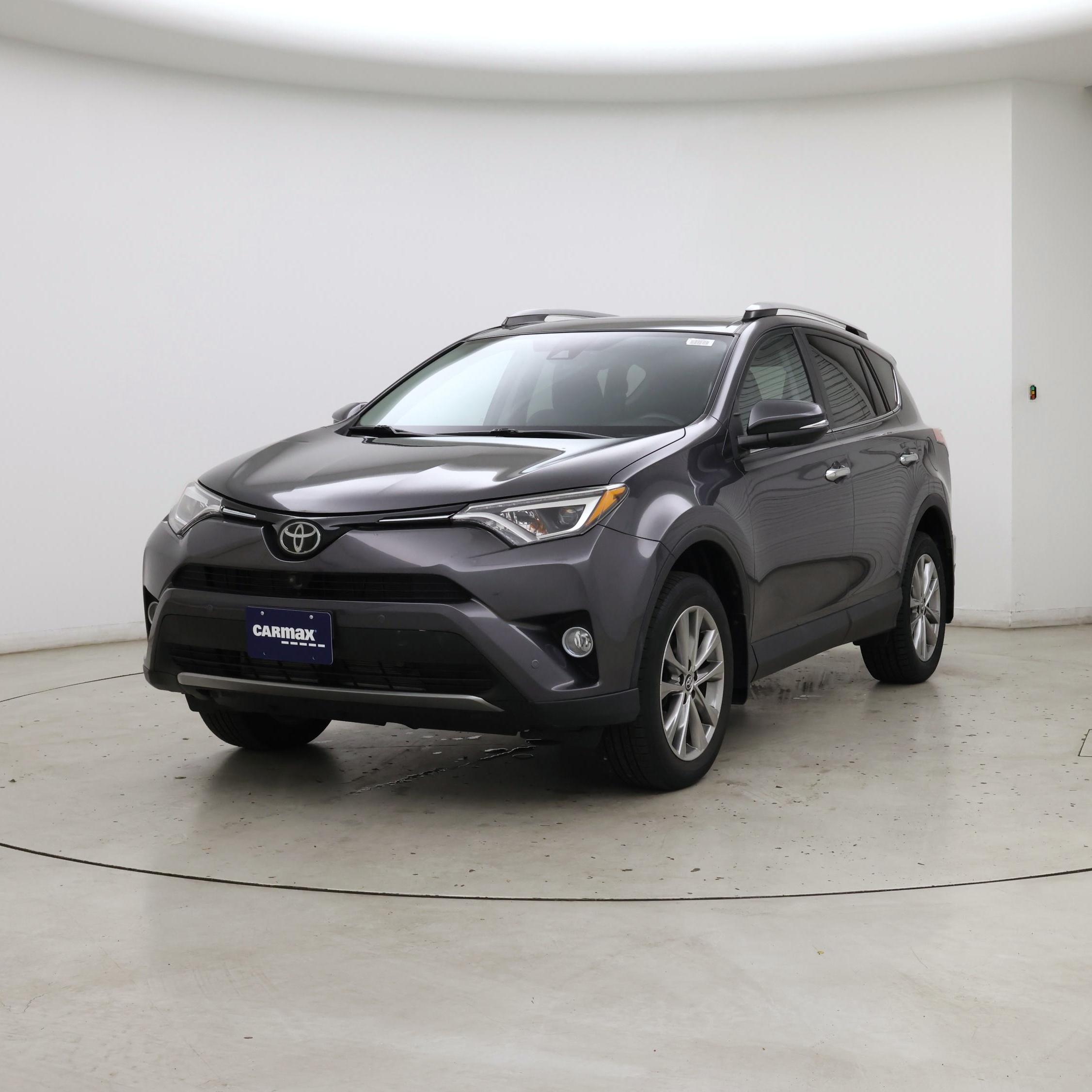 Thumbnail: 2017 Toyota RAV4 - 4