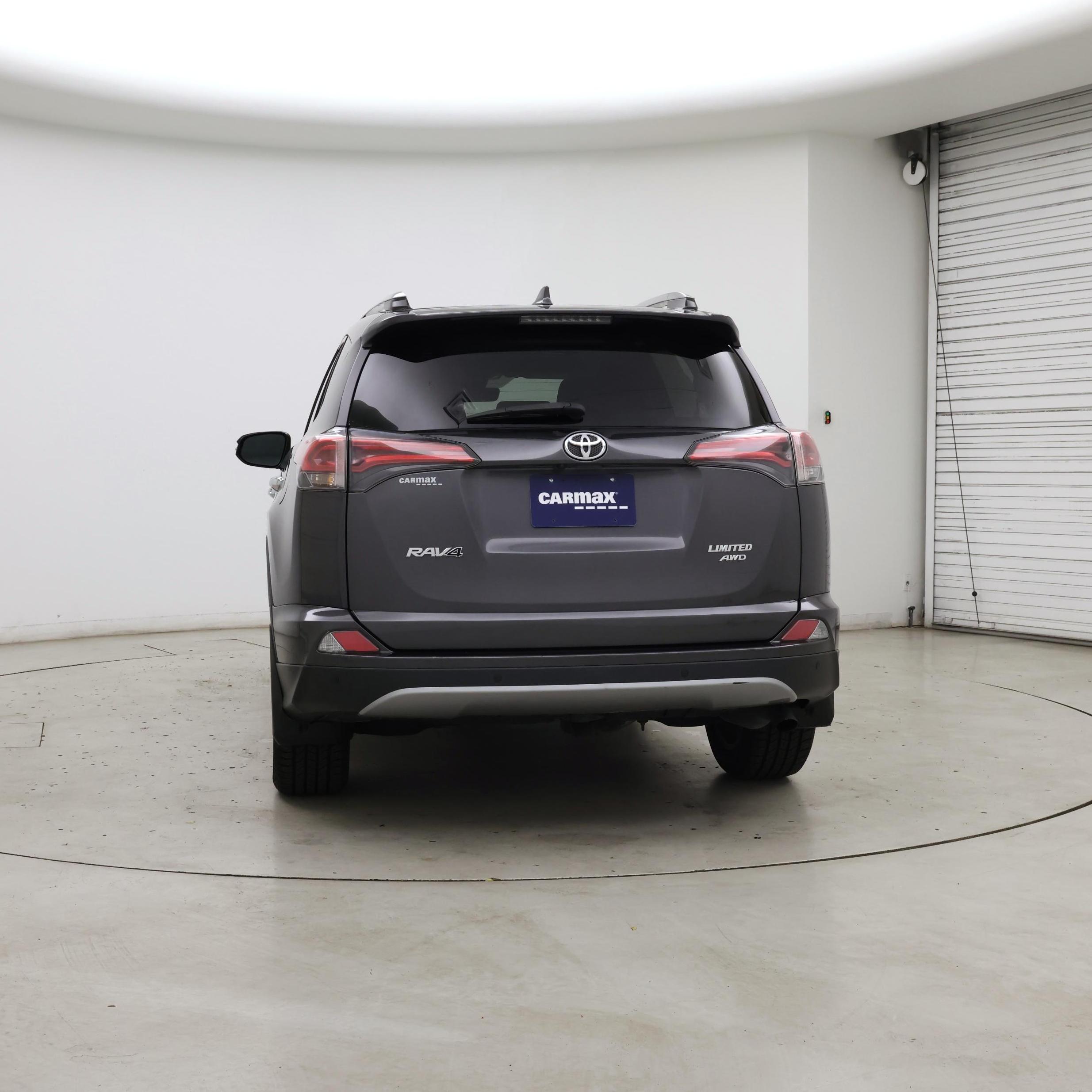 Thumbnail: 2017 Toyota RAV4 - 6