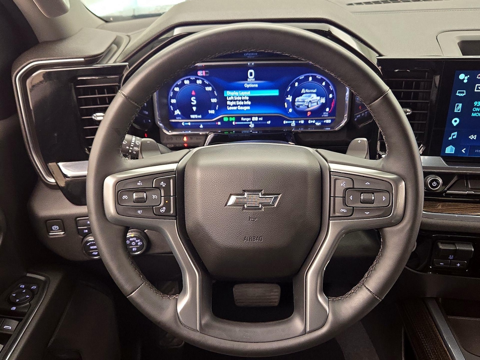 2024 Chevrolet Silverado 1500 RST - Photo 11