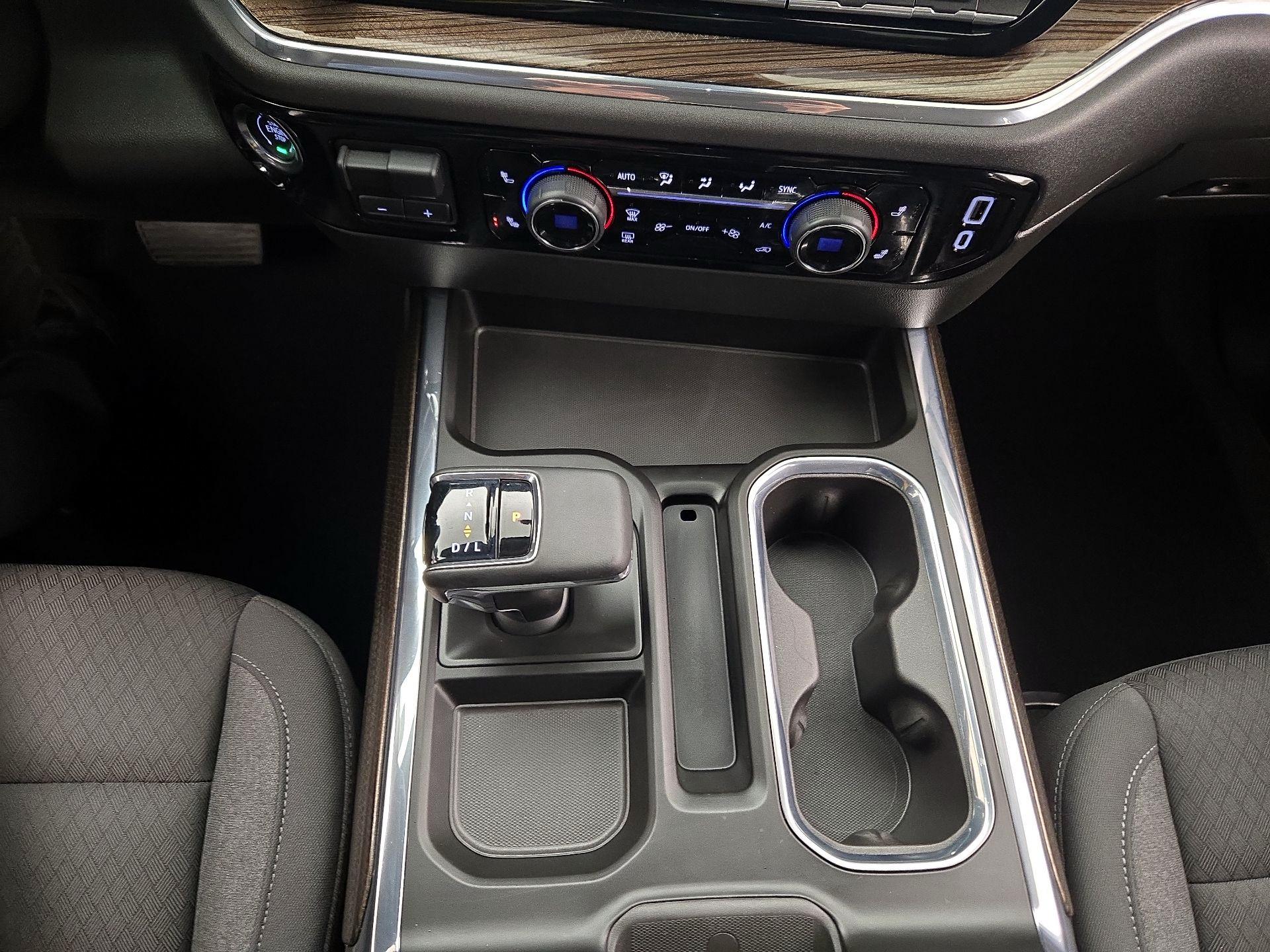 Thumbnail: 2024 Chevrolet Silverado 1500 - 17