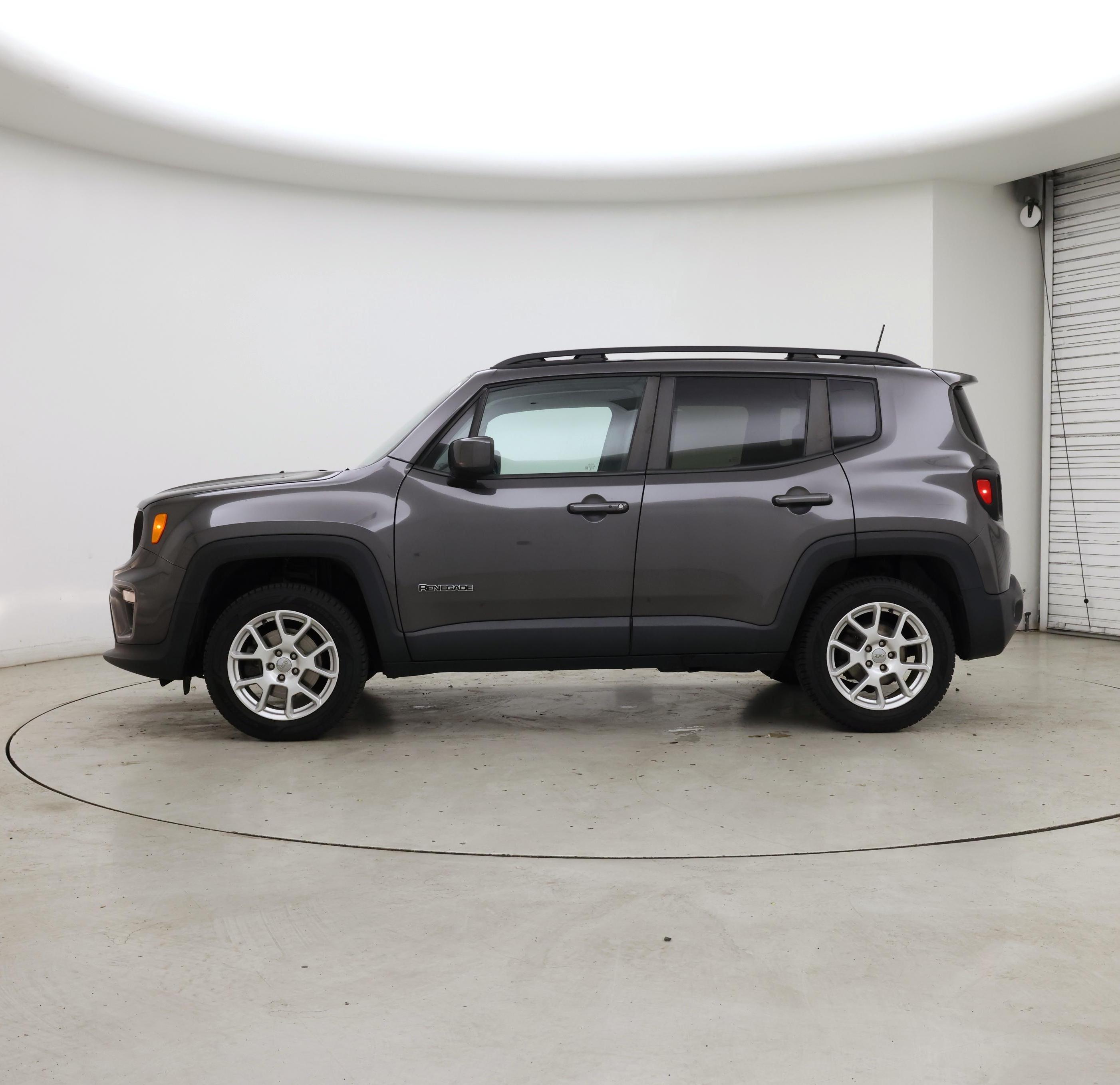 Thumbnail: 2019 Jeep Renegade - 3