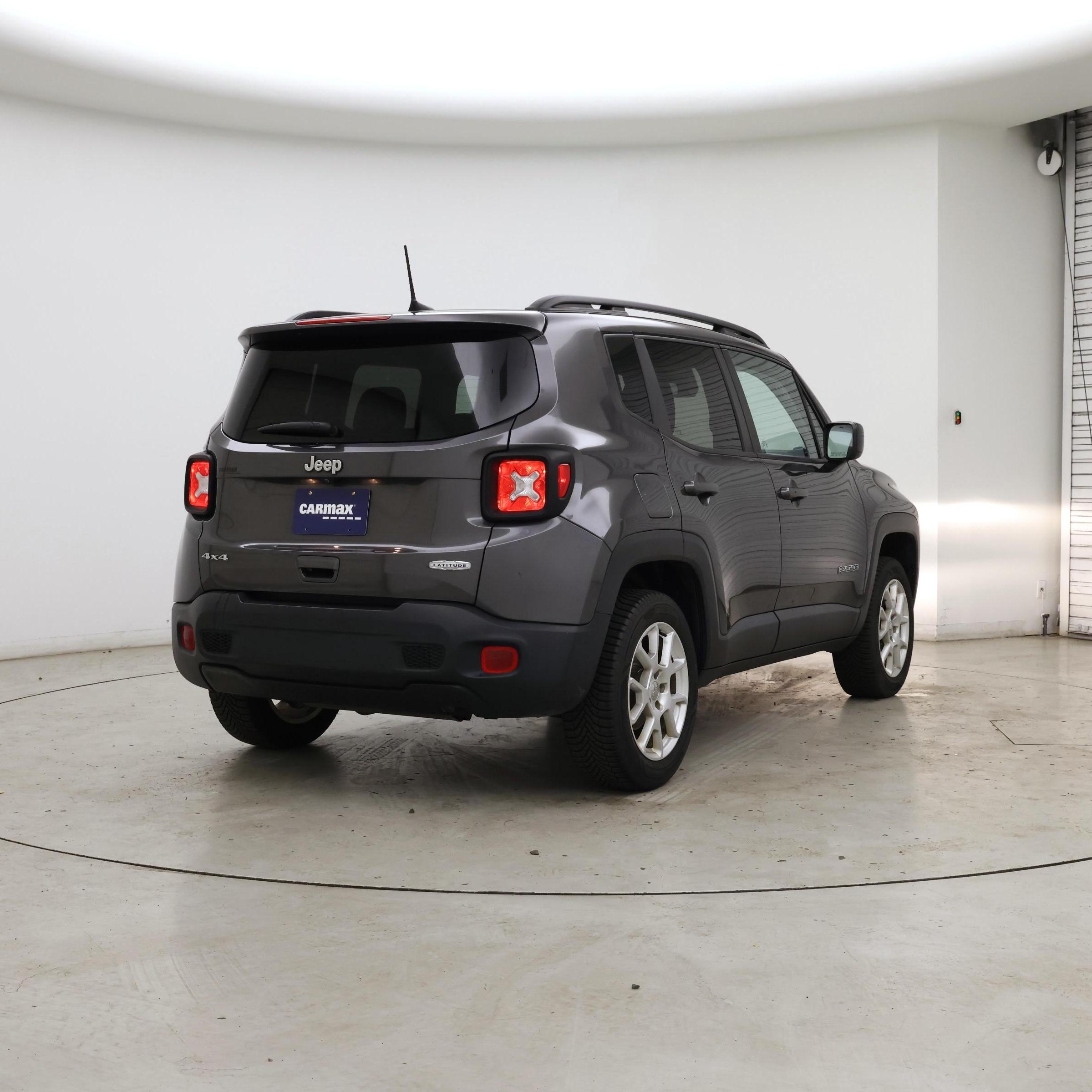 Thumbnail: 2019 Jeep Renegade - 8