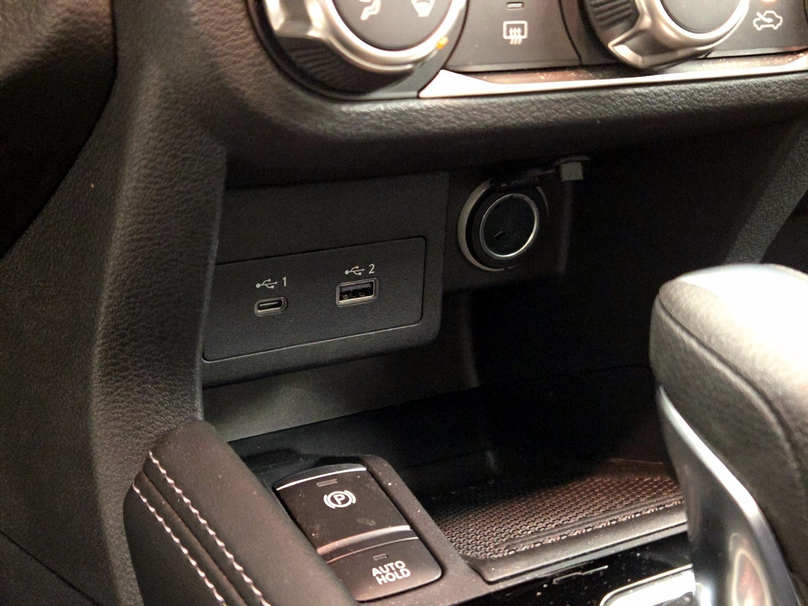 2023 Nissan Kicks SV - Photo 18