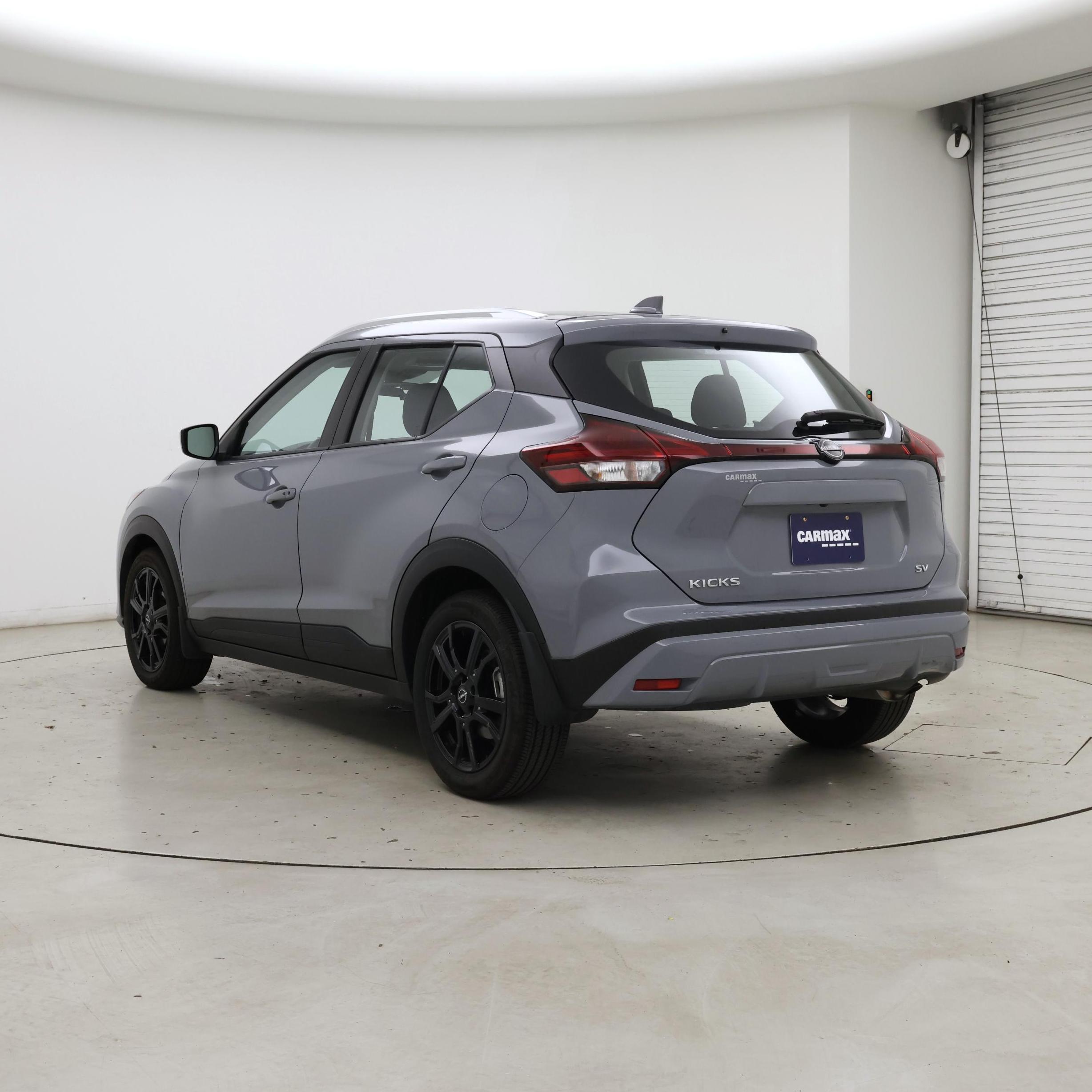 Thumbnail: 2023 Nissan Kicks - 2