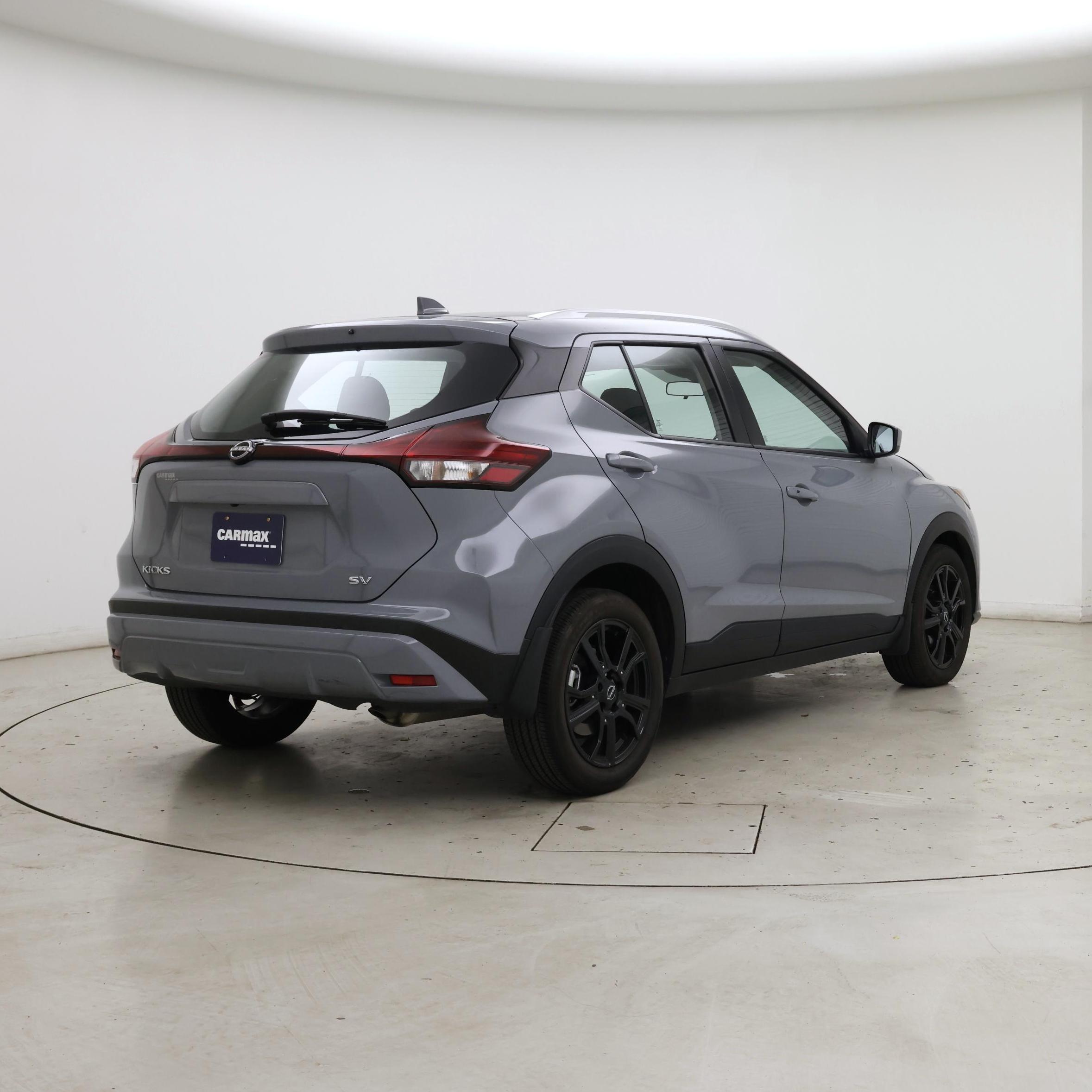 Thumbnail: 2023 Nissan Kicks - 8