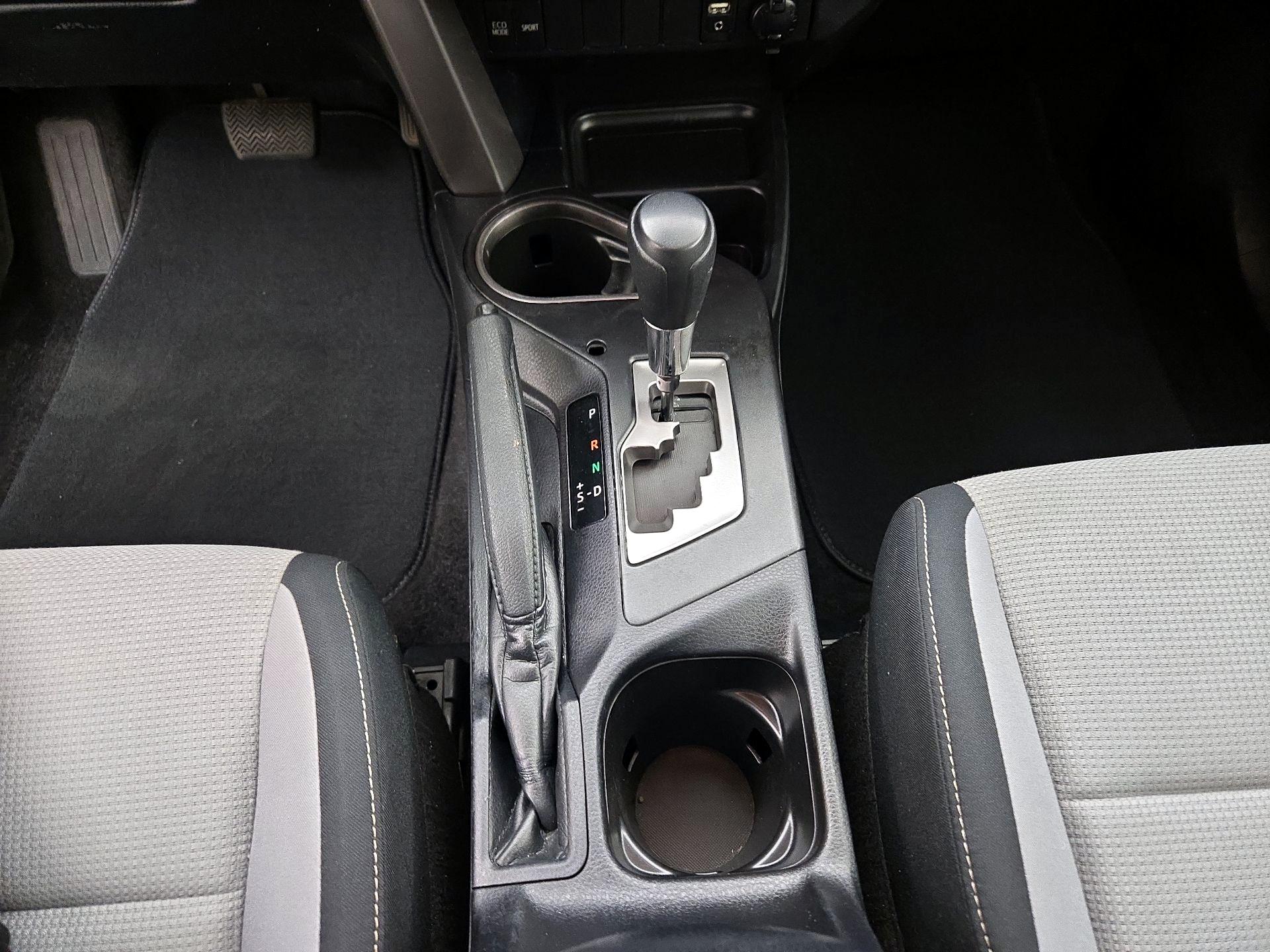 Thumbnail: 2018 Toyota RAV4 - 17