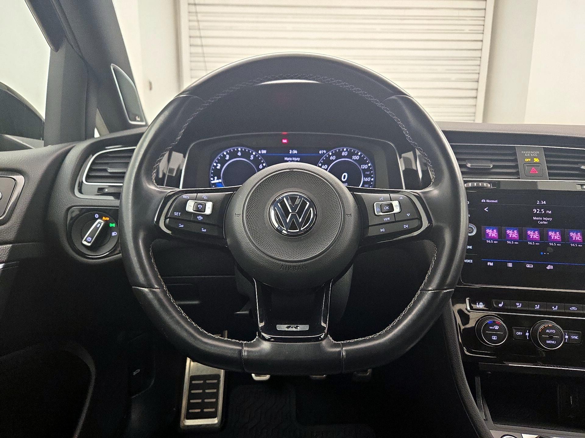 Thumbnail: 2019 Volkswagen Golf - 10