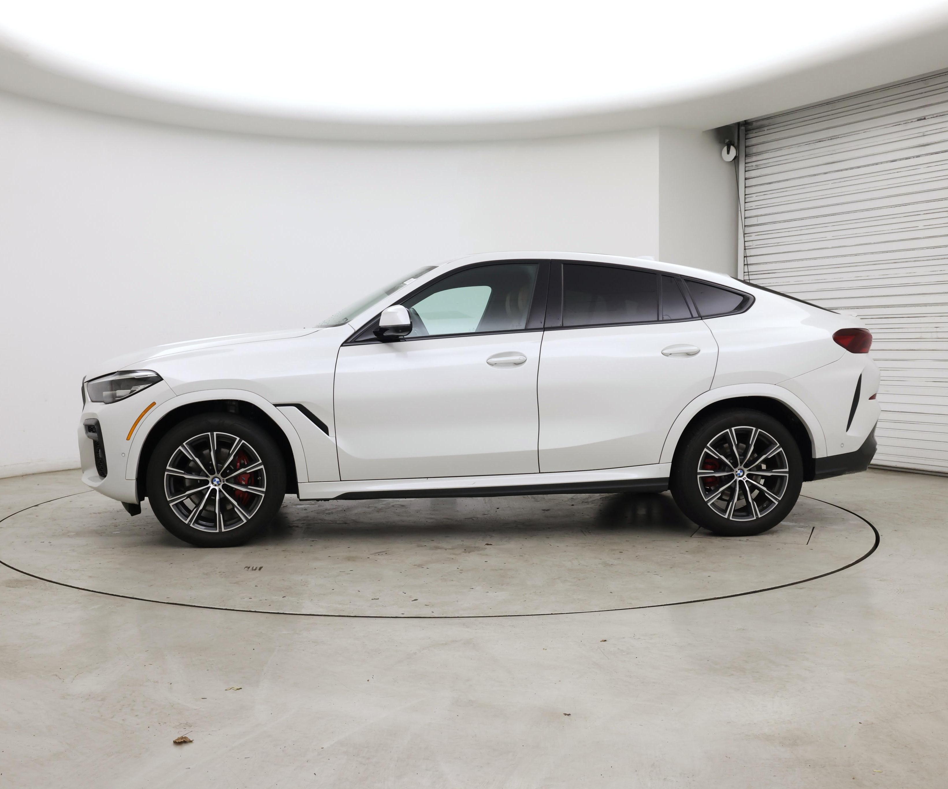 Thumbnail: 2022 BMW X6 - 3