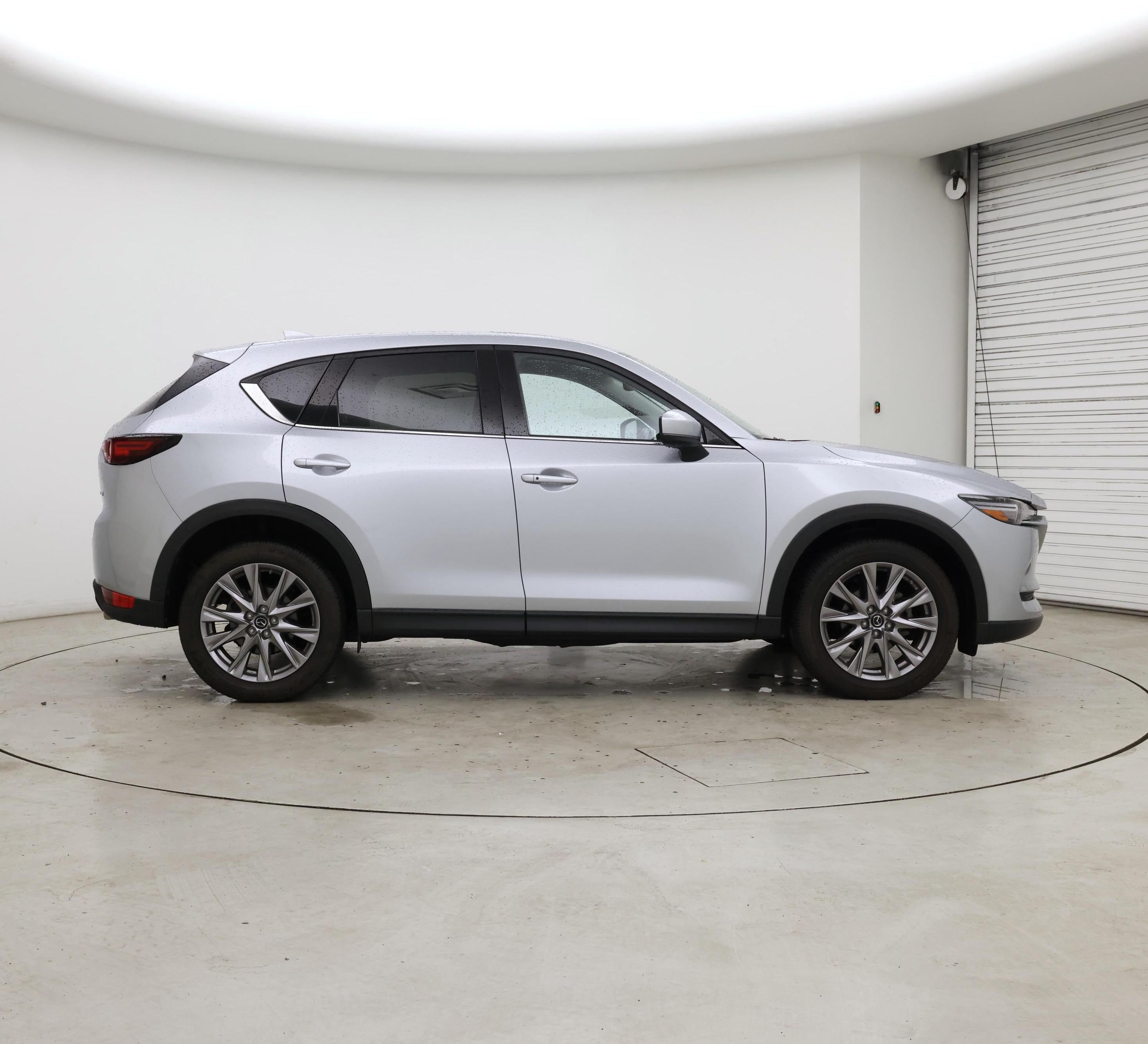 Thumbnail: 2020 Mazda CX-5 - 7