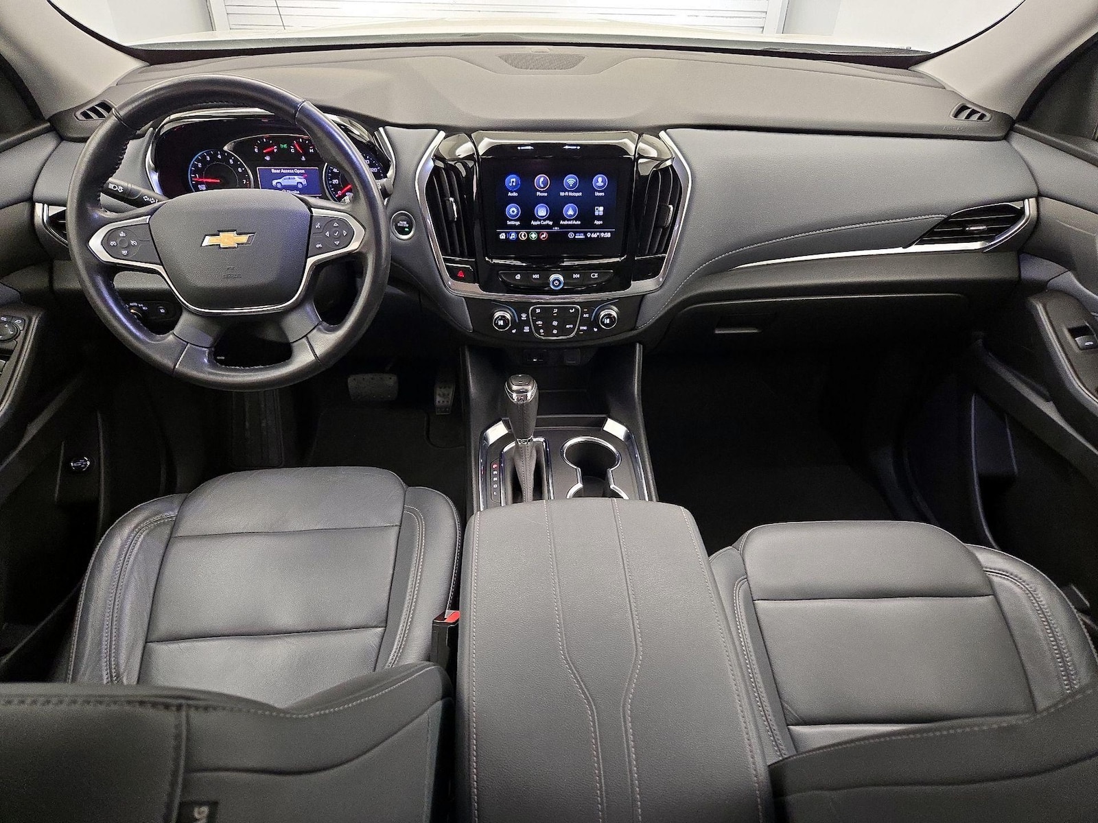 2020 Chevrolet Traverse 3LT - Photo 10