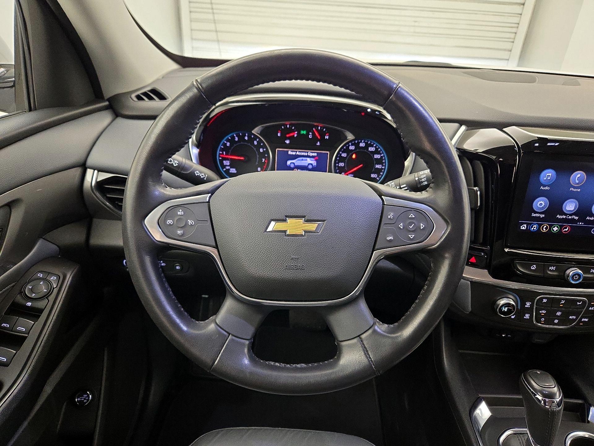 Thumbnail: 2020 Chevrolet Traverse - 10