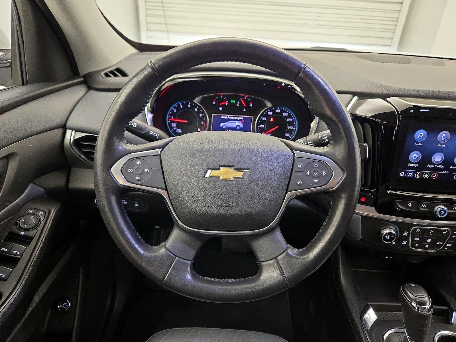 2020 Chevrolet Traverse 3LT - Photo 11