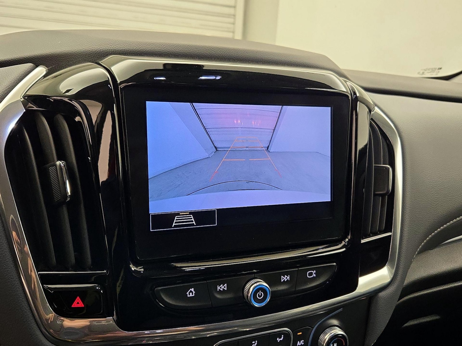 2020 Chevrolet Traverse 3LT - Photo 16