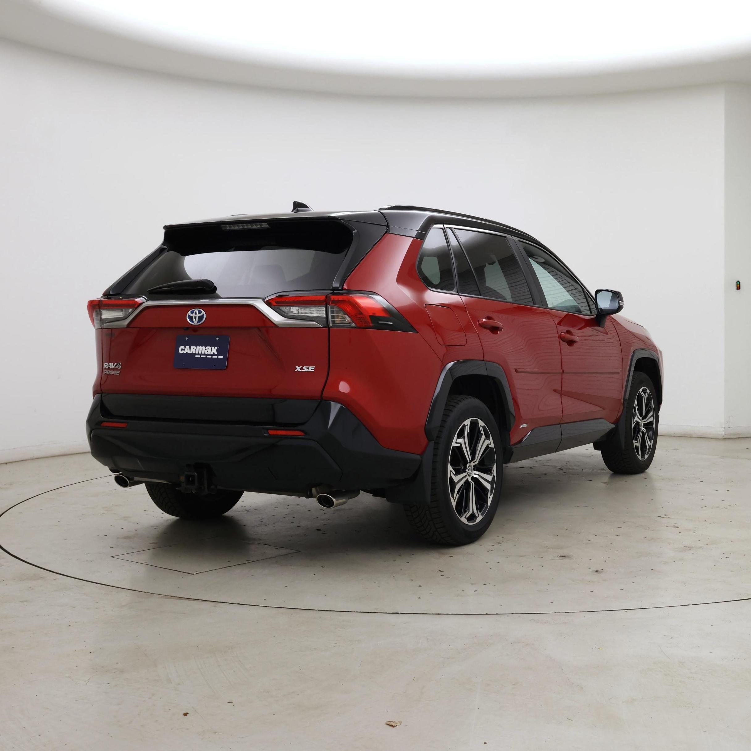 Thumbnail: 2021 Toyota RAV4 - 8