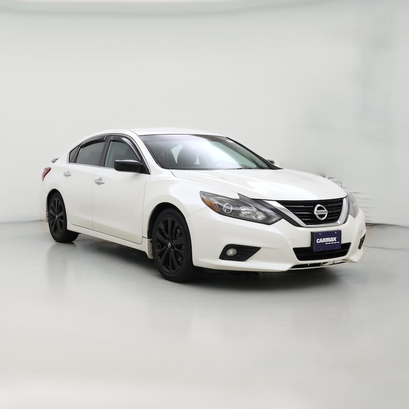 2017 Nissan Altima SR