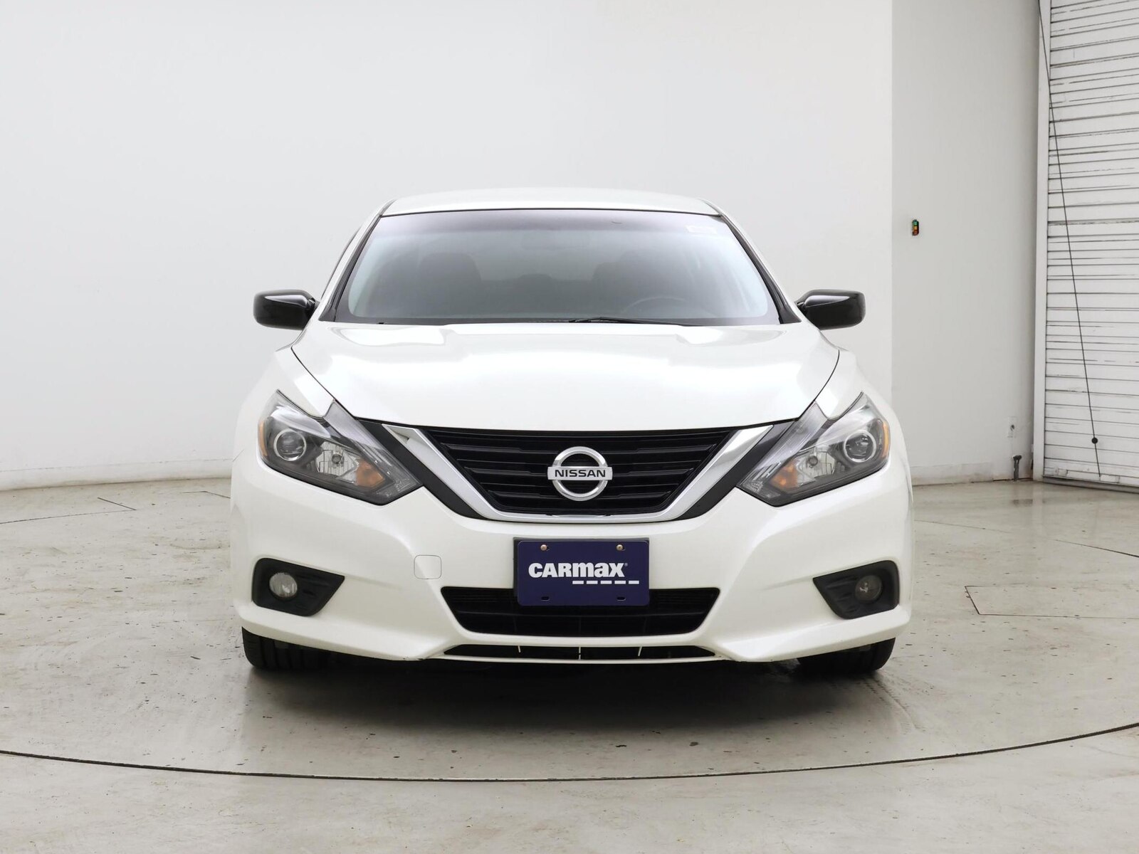 2017 Nissan Altima SR - Photo 6