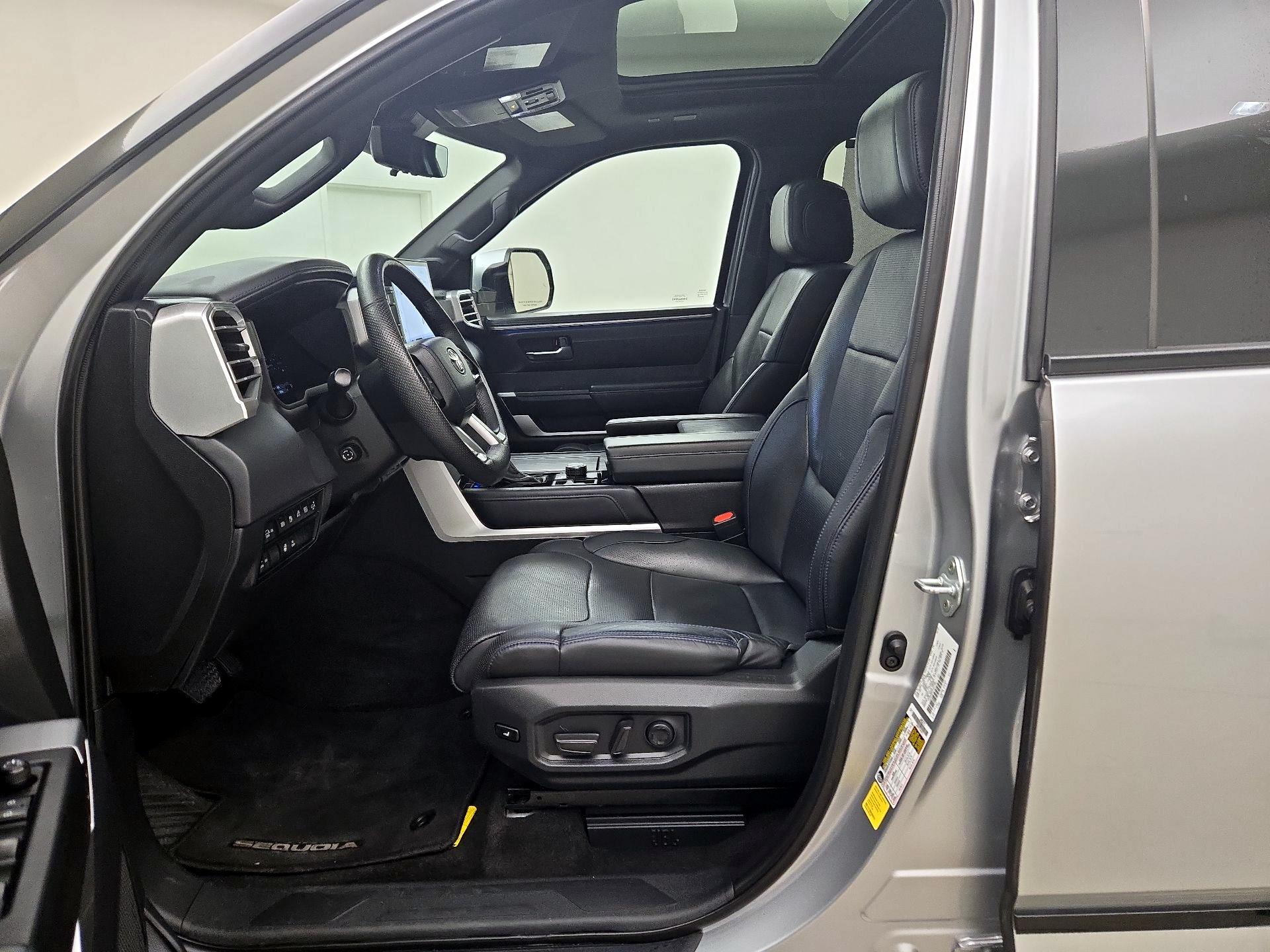 Thumbnail: 2023 Toyota Sequoia - 11