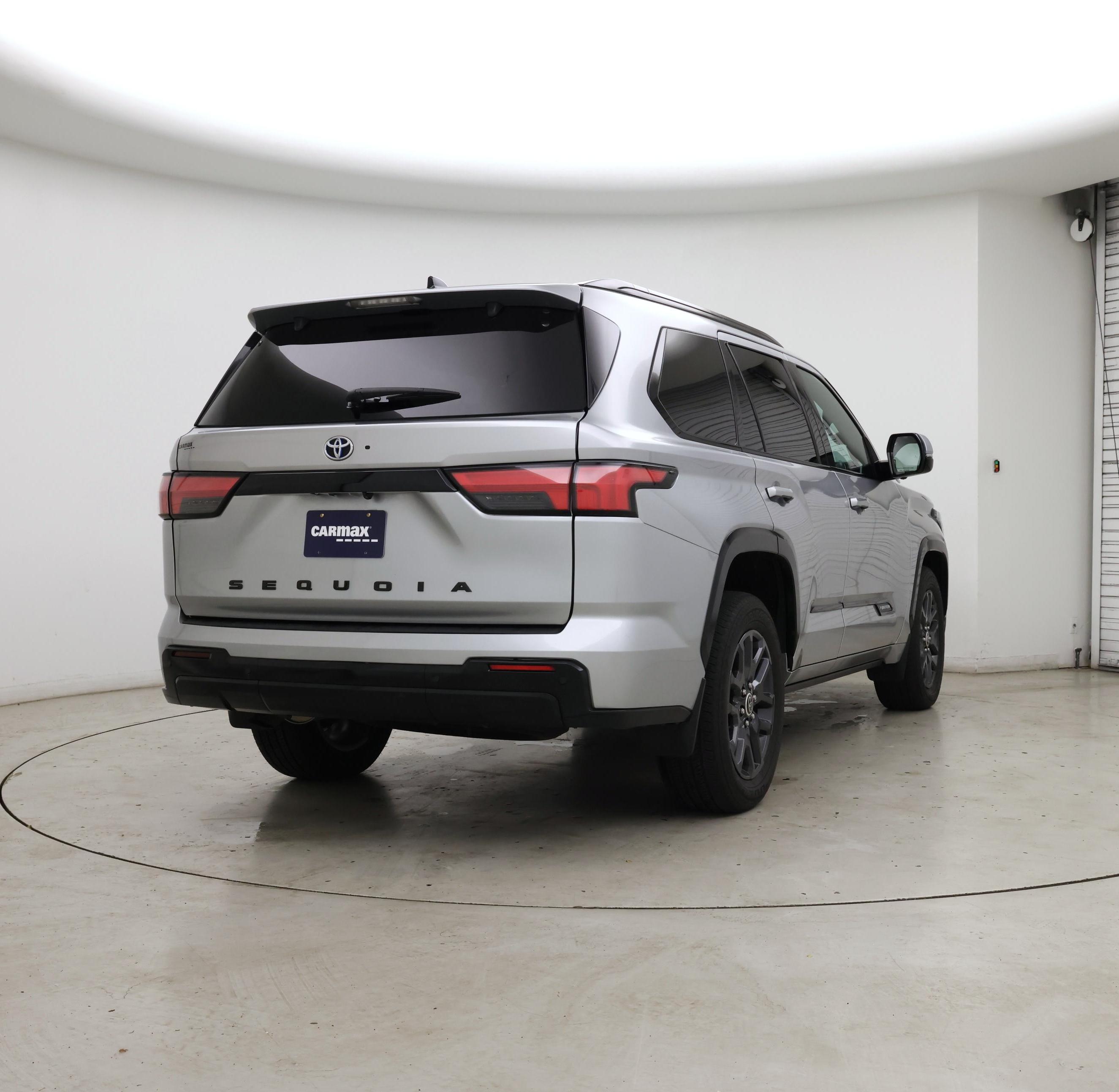 Thumbnail: 2023 Toyota Sequoia - 8