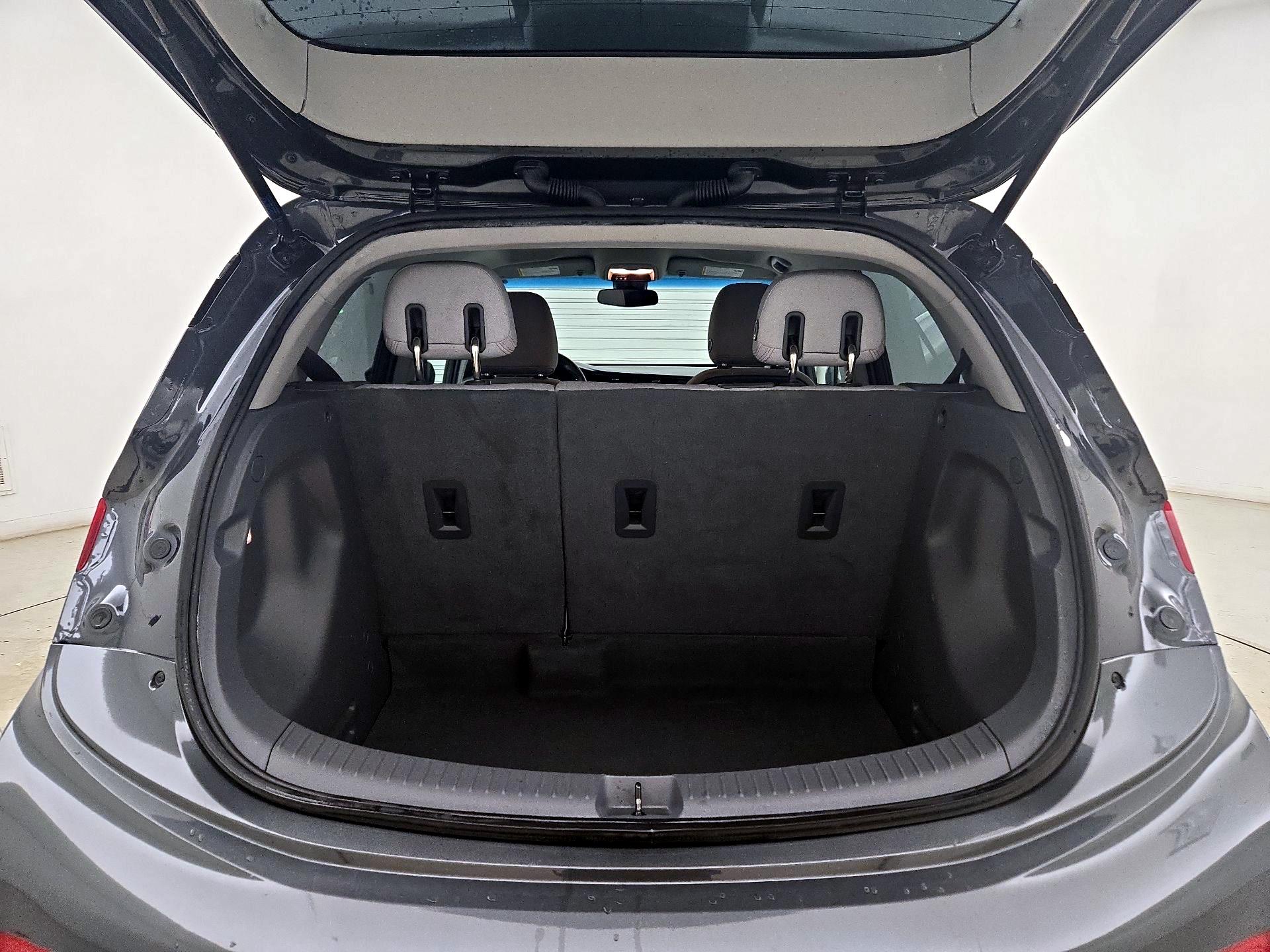 Thumbnail: 2021 Chevrolet Bolt EV - 20